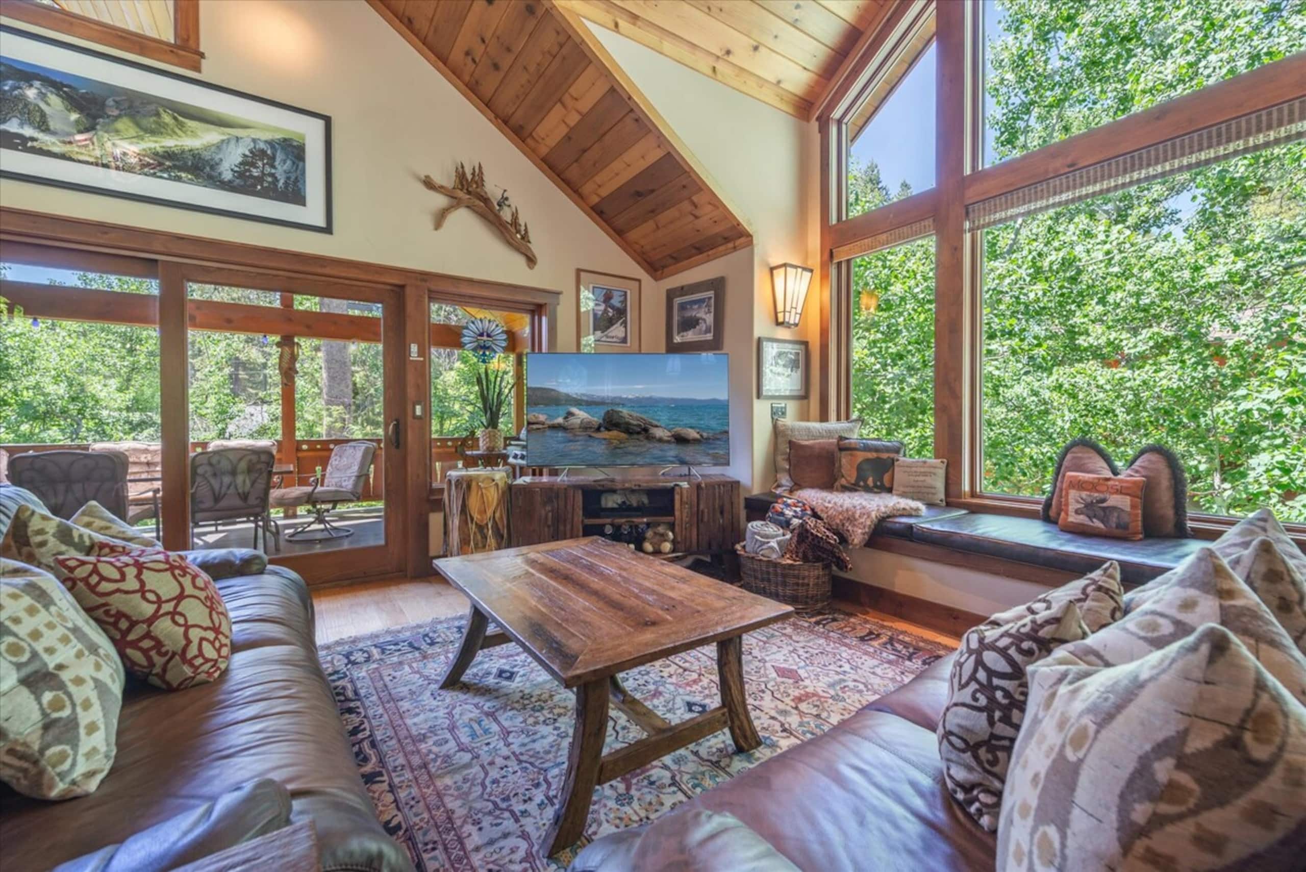 Powder Moon Luxury 5BR Home 20%Off Midweek Special - Photo 3