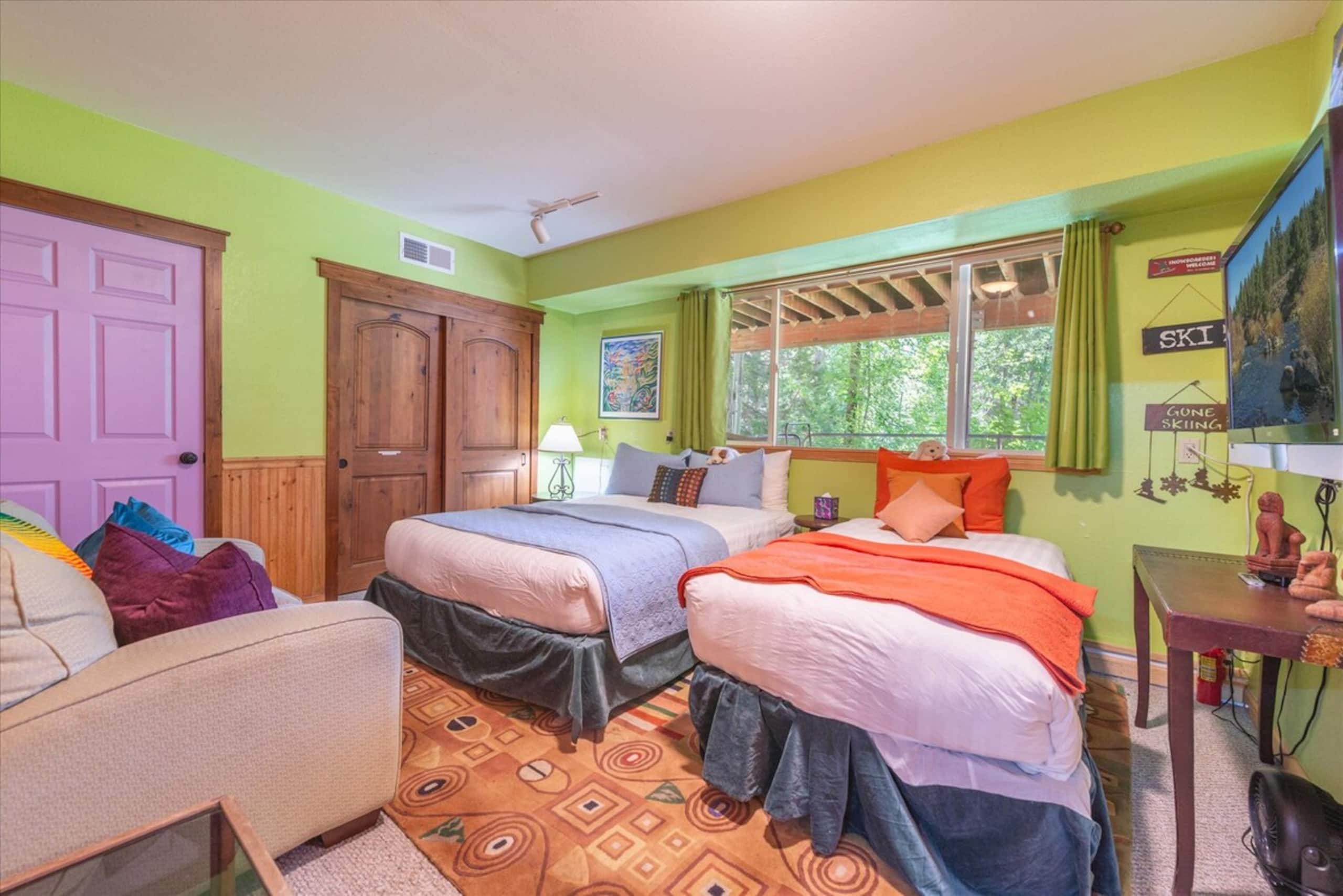 Powder Moon Luxury 5BR Home 20%Off Midweek Special - Photo 26