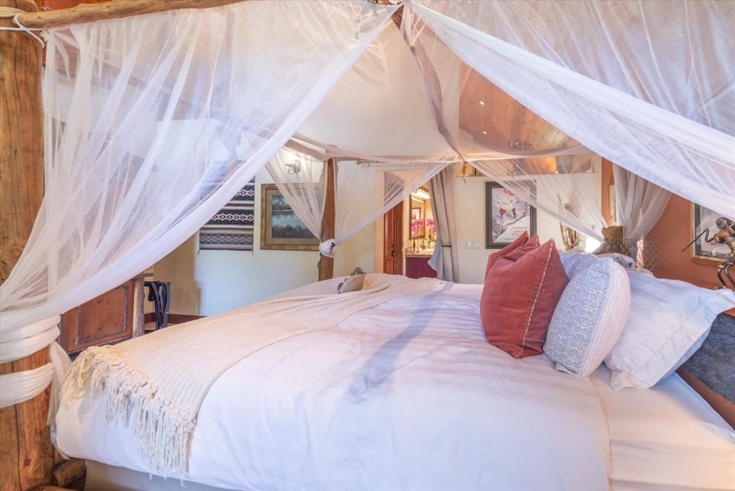 Powder Moon Luxury 5BR Home 20%Off Midweek Special - Photo 15