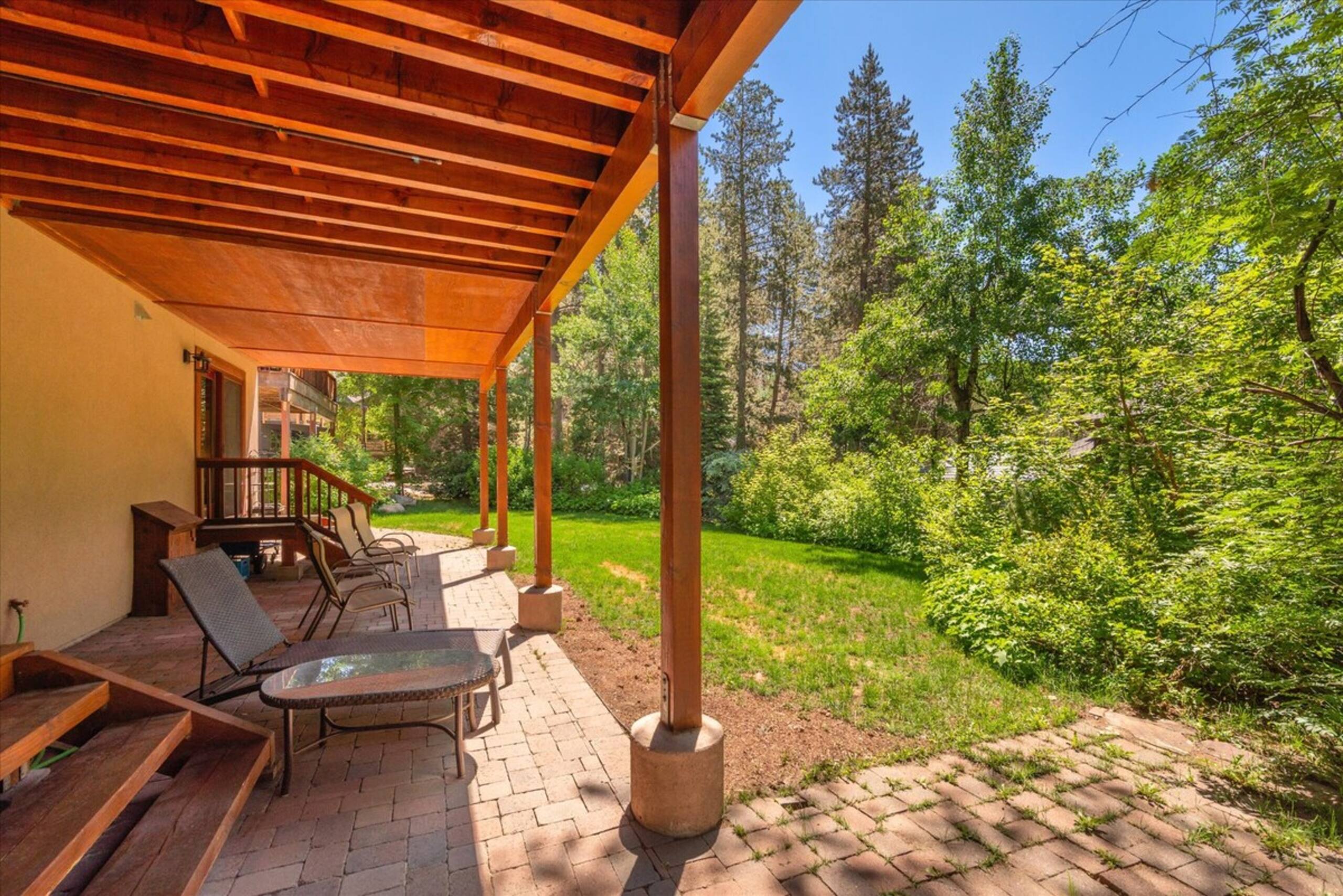 Powder Moon Luxury 5BR Home 20%Off Midweek Special - Photo 41