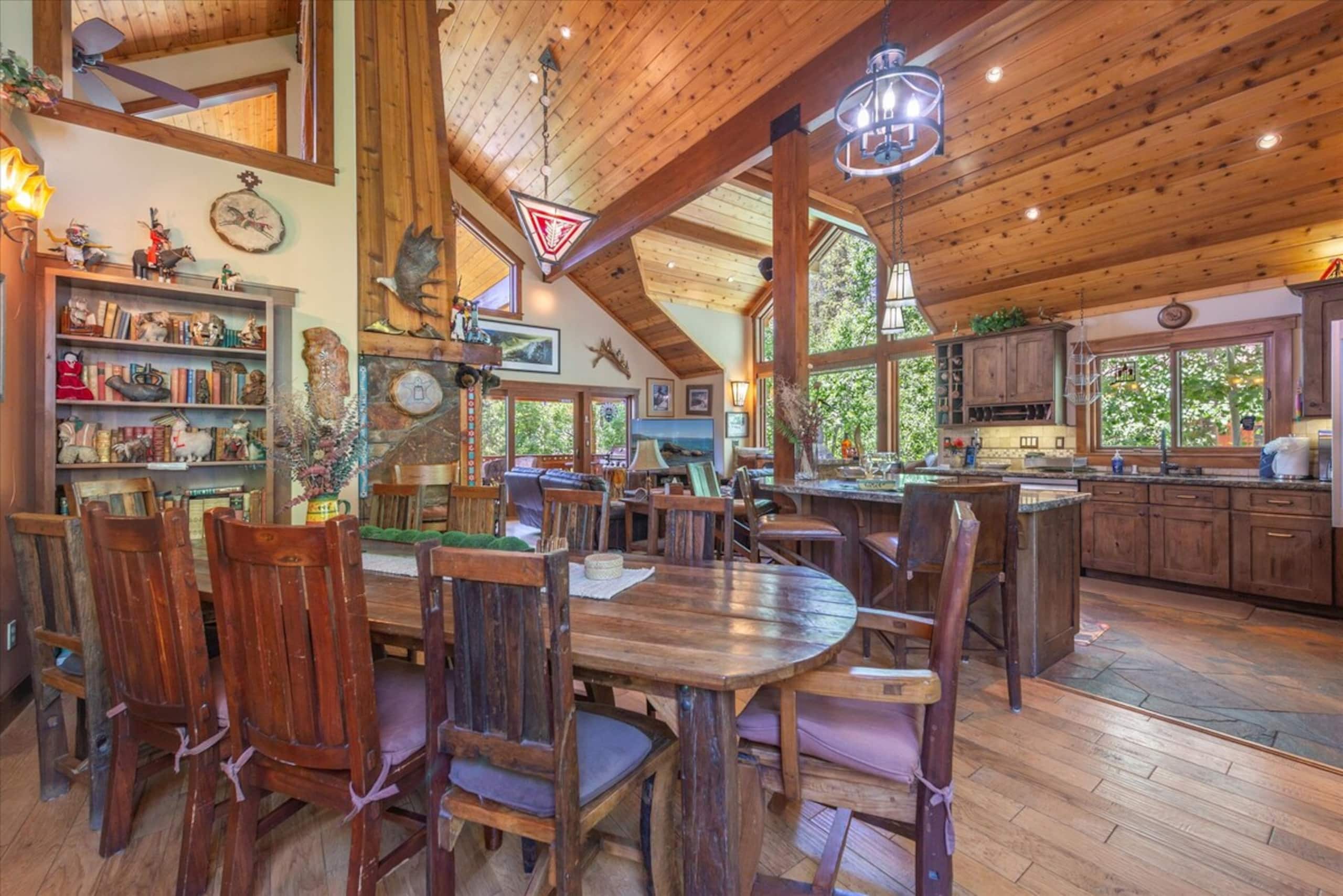 Powder Moon Luxury 5BR Home 20%Off Midweek Special - Photo 12