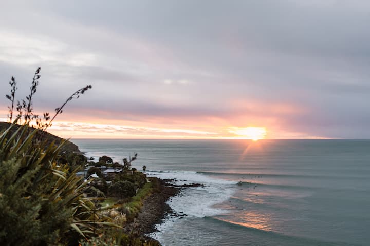 Whale Bay Haven - Raglan