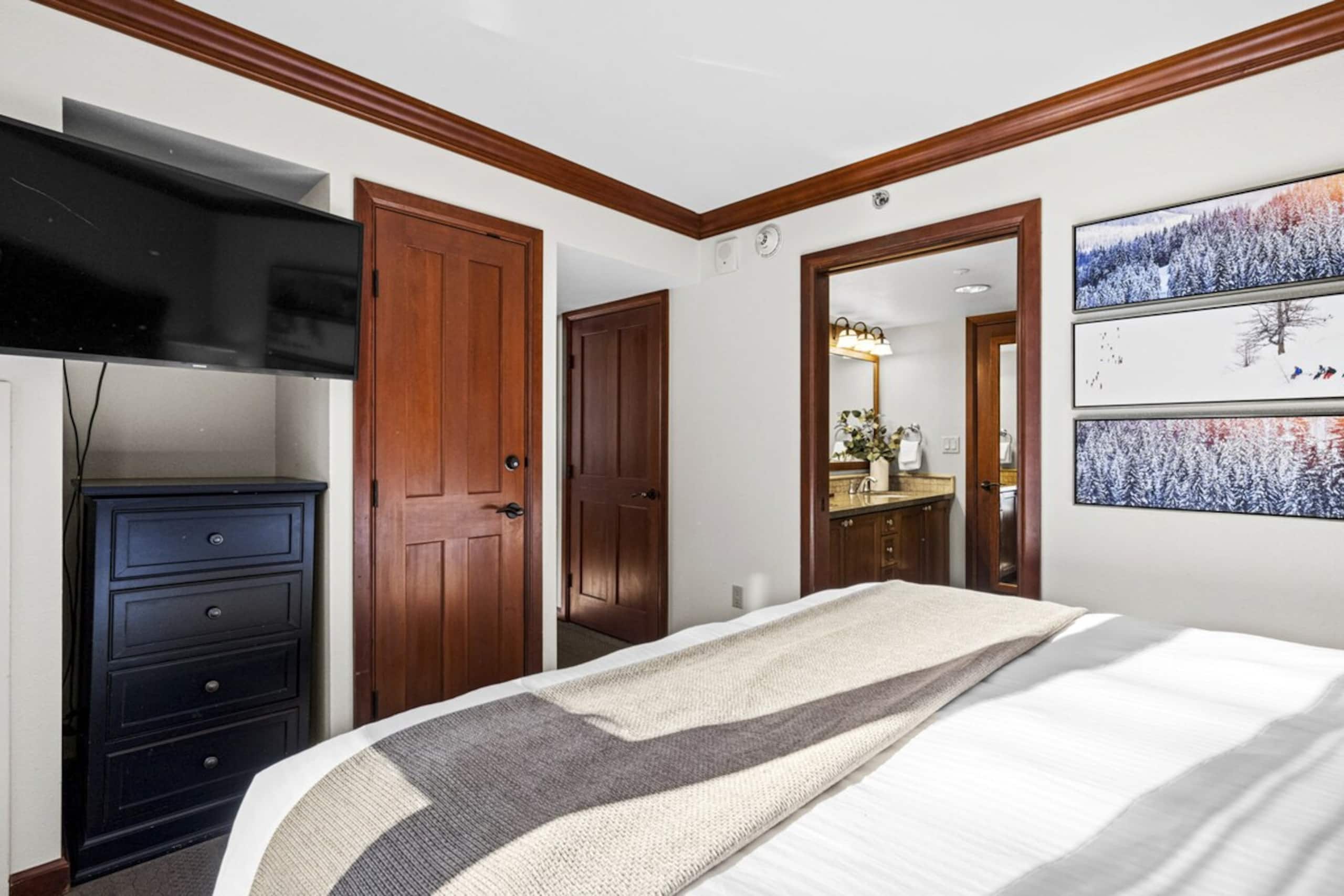 Resort Perks Everline Corner Retreat w/ 3 Units - Photo 34