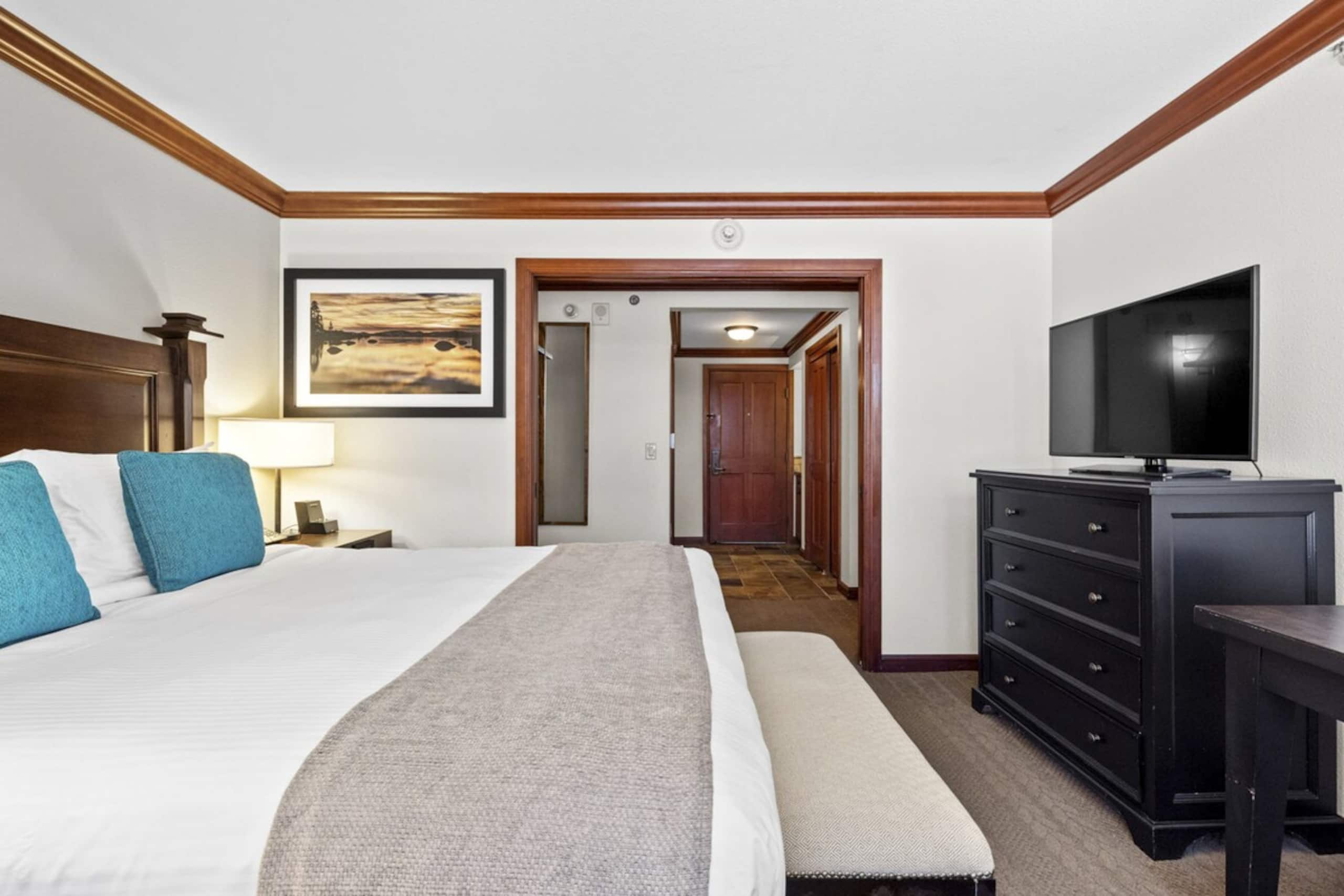 Resort Perks Everline Corner Retreat w/ 3 Units - Photo 18