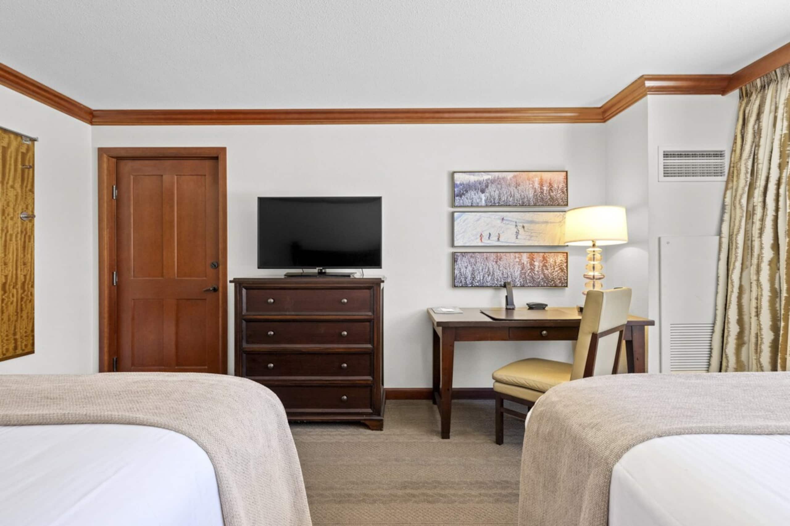 Resort Perks Everline Corner Retreat w/ 3 Units - Photo 23