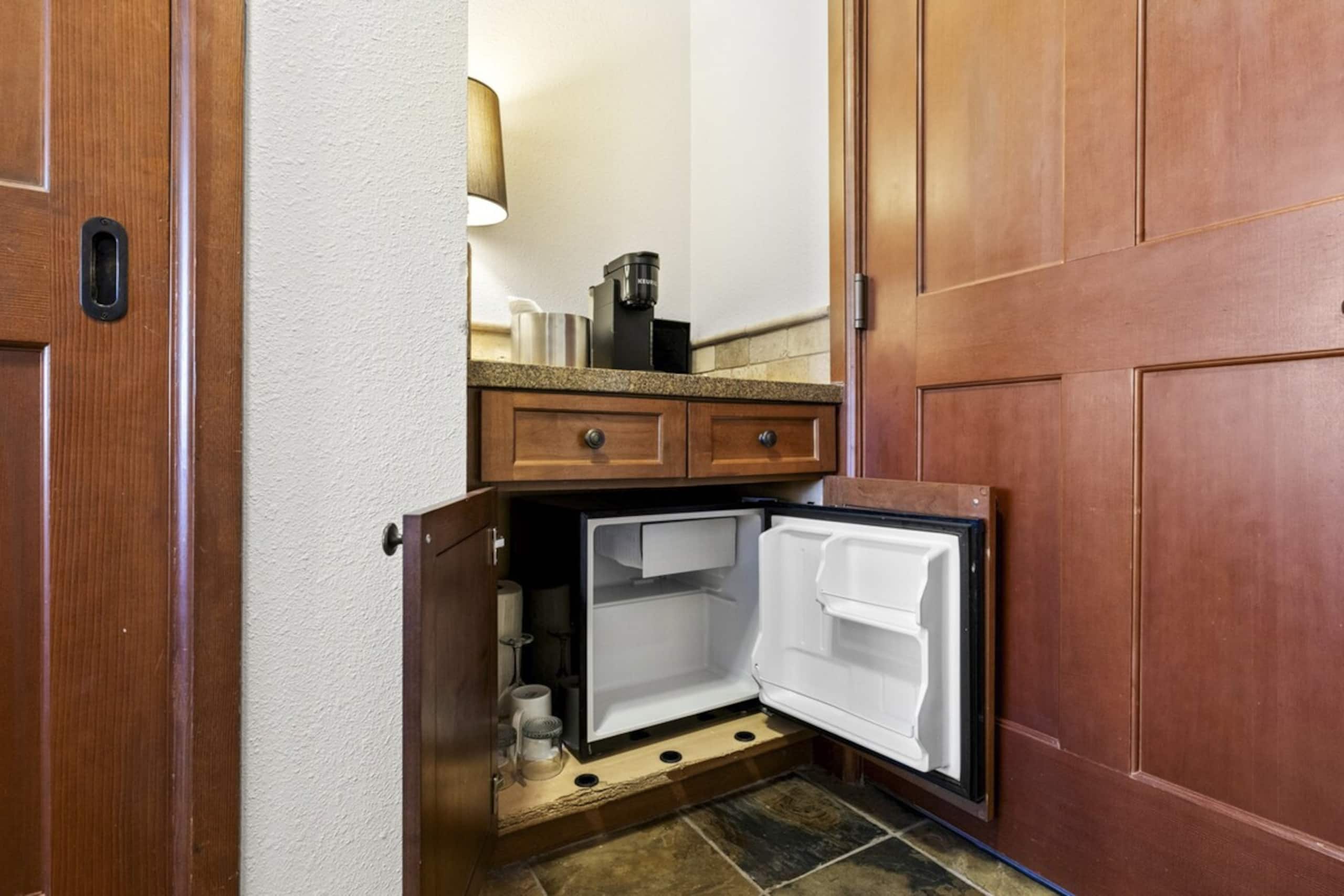 Resort Perks Everline Corner Retreat w/ 3 Units - Photo 8