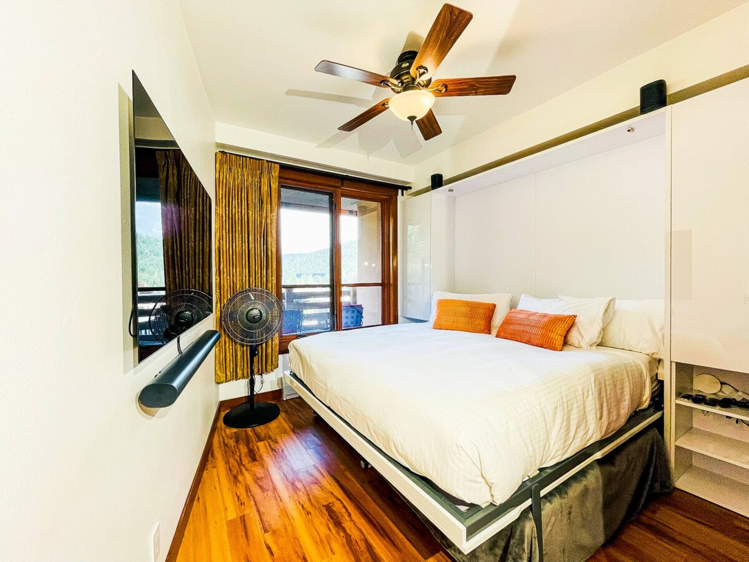 Top 5% Guest Favorite, Ski-in/out 1BR, Parking - Photo 9