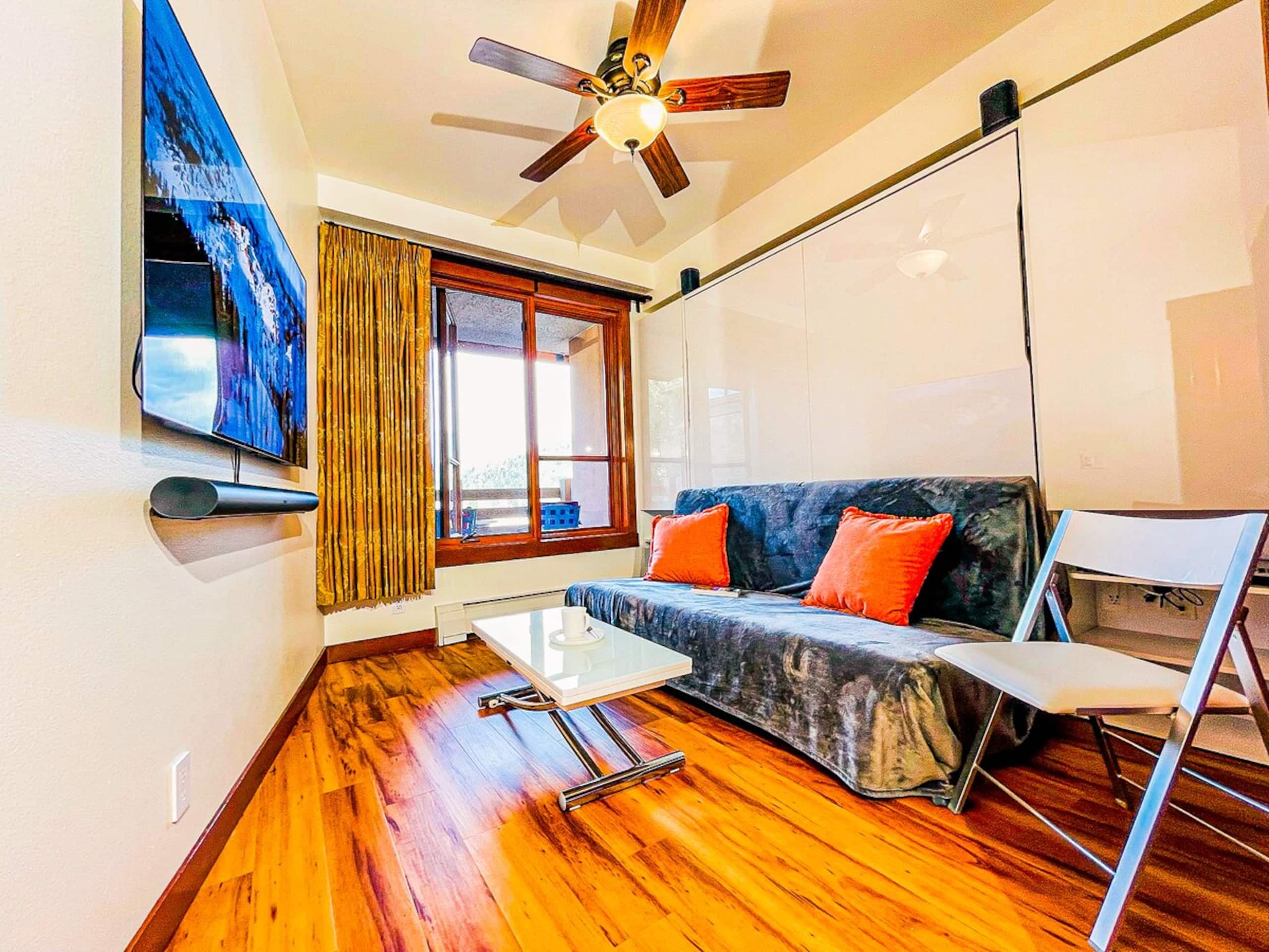 Top 5% Guest Favorite, Ski-in/out 1BR, Parking - Photo 10