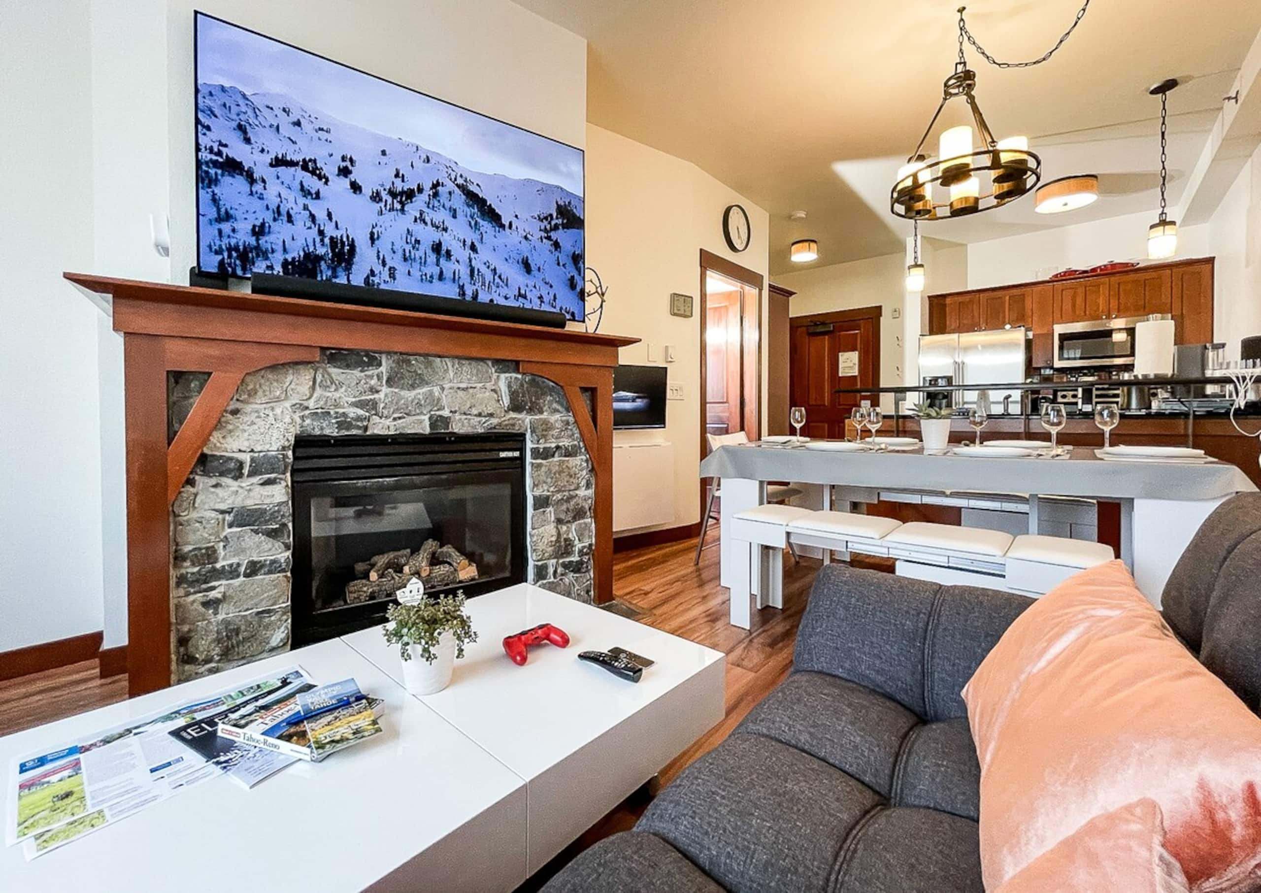 Top 5% Guest Favorite, Ski-in/out 1BR, Parking - Photo 1