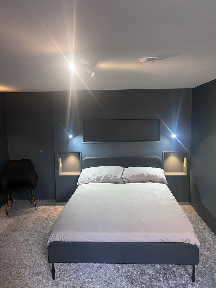 Boutique Private Room - Yeovil