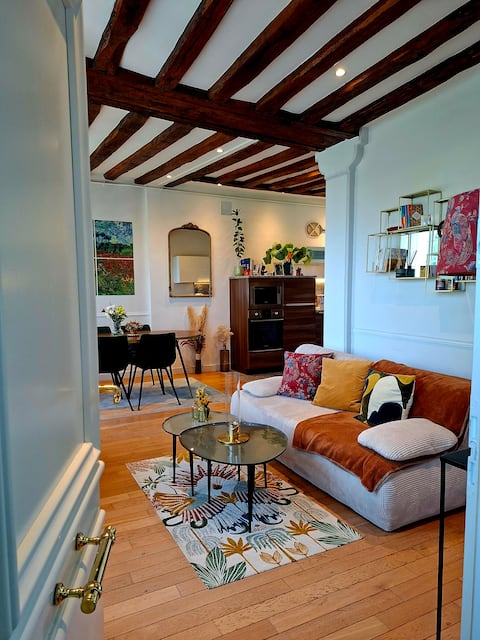 Top Airbnb: In the heart of Fontainebleau • Private parking in Seine Et Marne