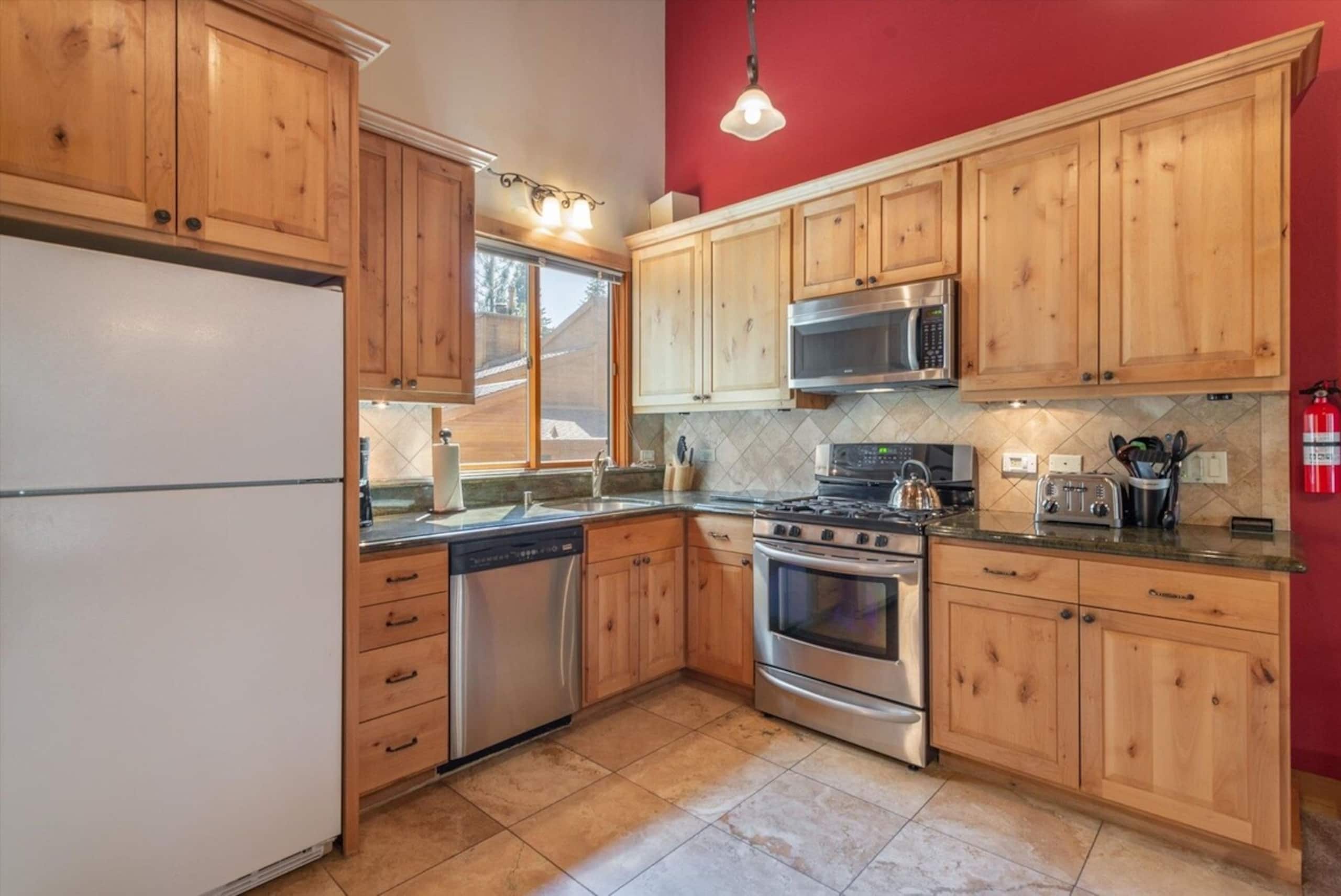 Northstar Ski-in-out 2B2B+office/spacious/Renovate - Photo 1