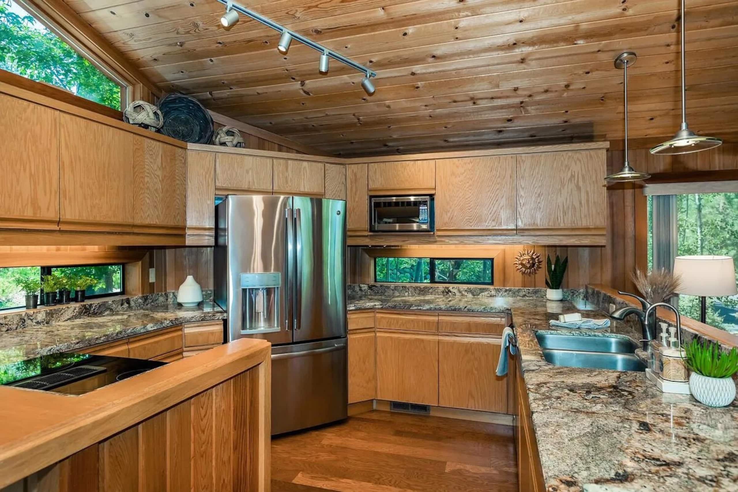 Charming Northstar Chalet with Access to HOA Pool - Photo 6