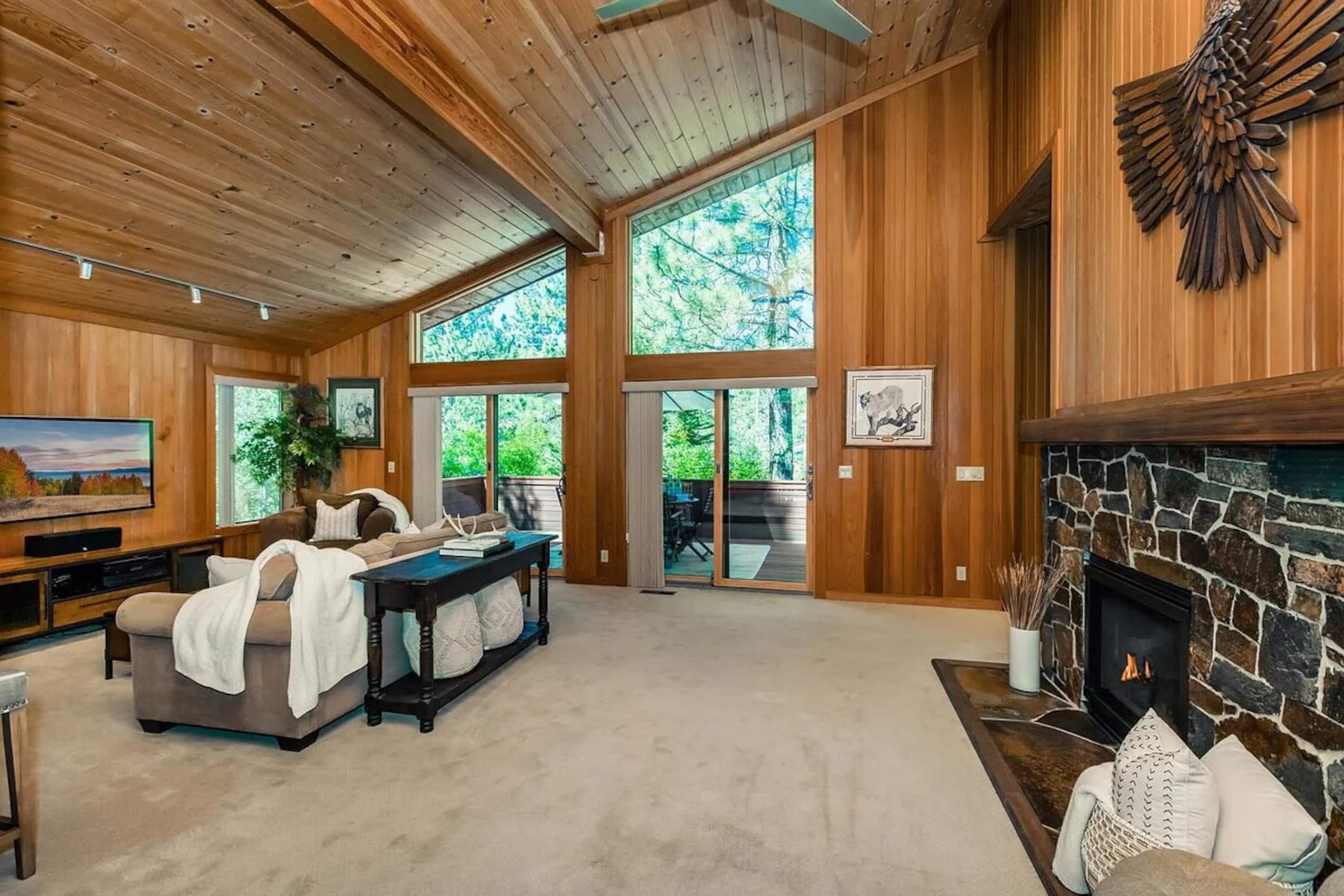 Charming Northstar Chalet with Access to HOA Pool - Photo 2