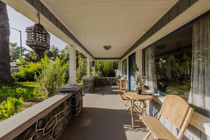 Large Home With A Private Outdoor Space - パサデナ, CA