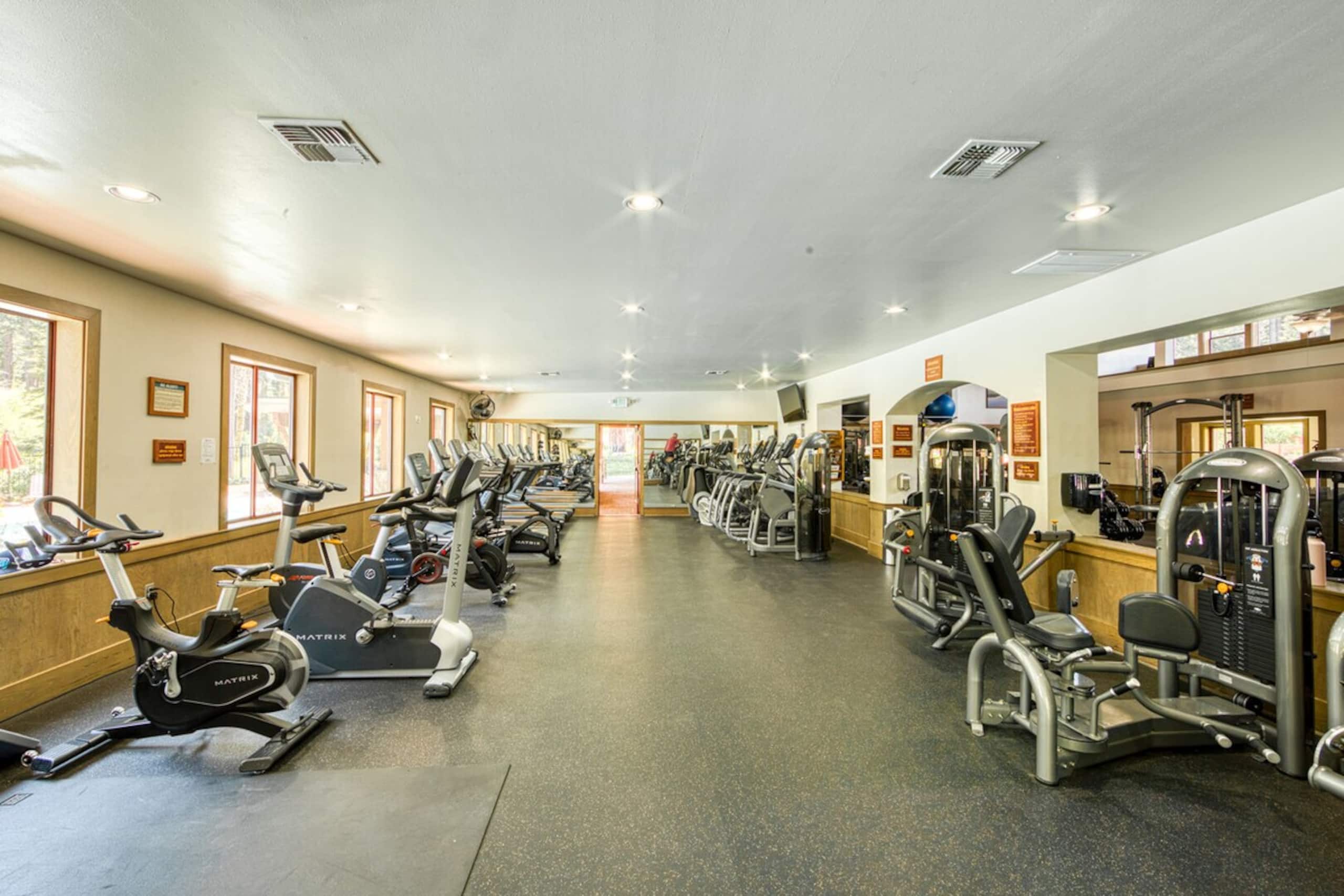 Compass Luxury in Northstar w Pool, Tennis, Gym - Photo 50