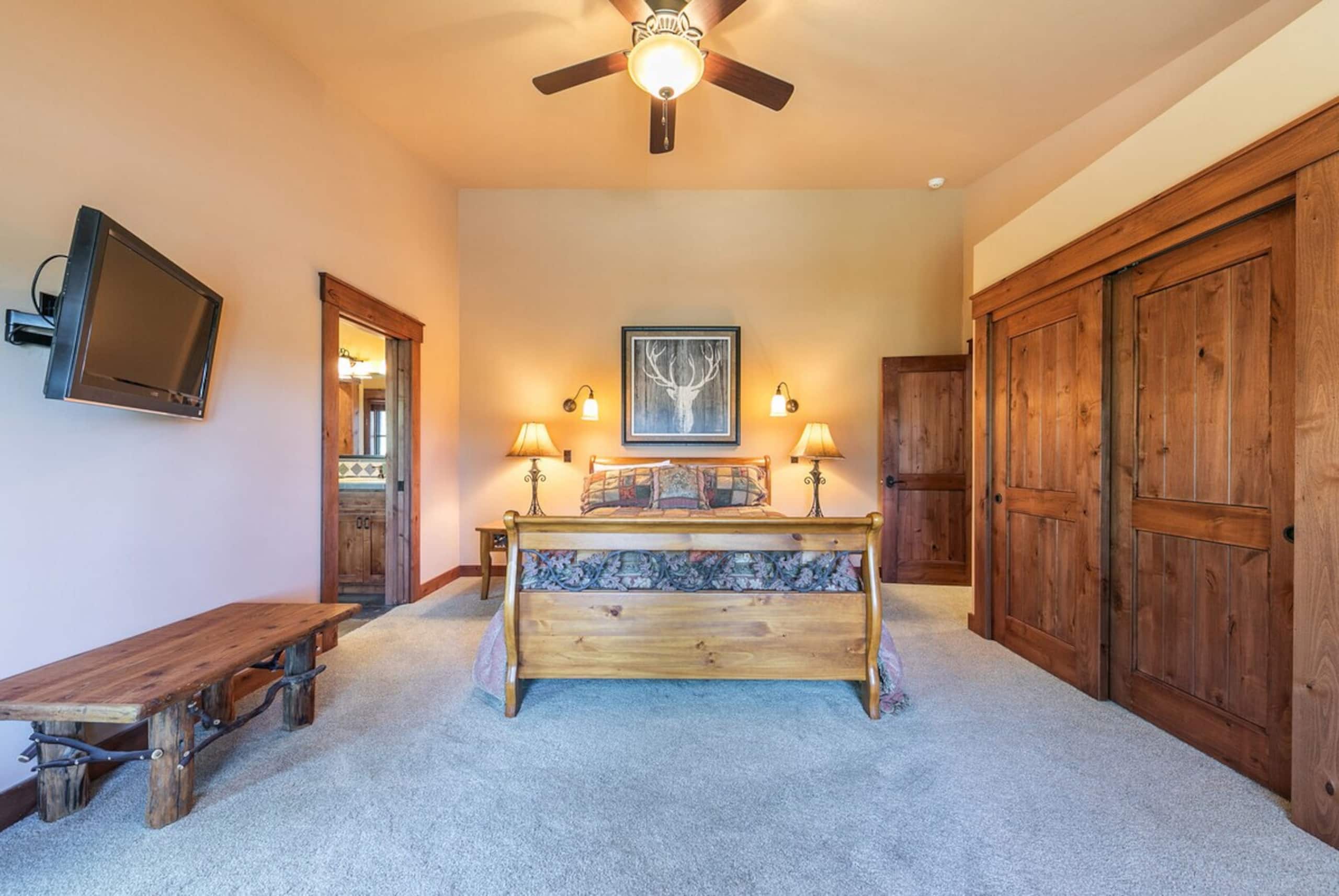 Compass Luxury in Northstar w Pool, Tennis, Gym - Photo 12