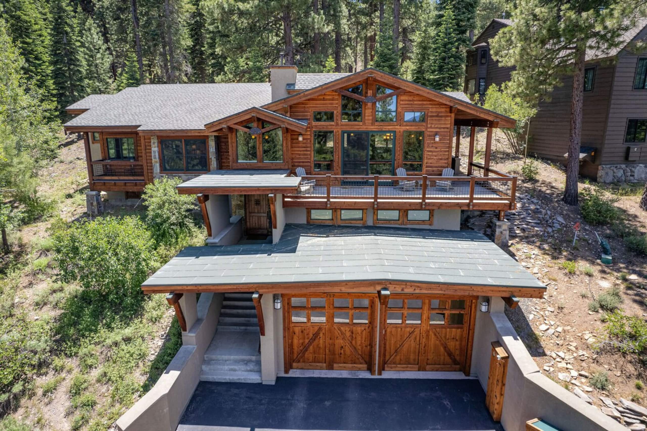 Compass Luxury in Northstar w Pool, Tennis, Gym - Photo 2