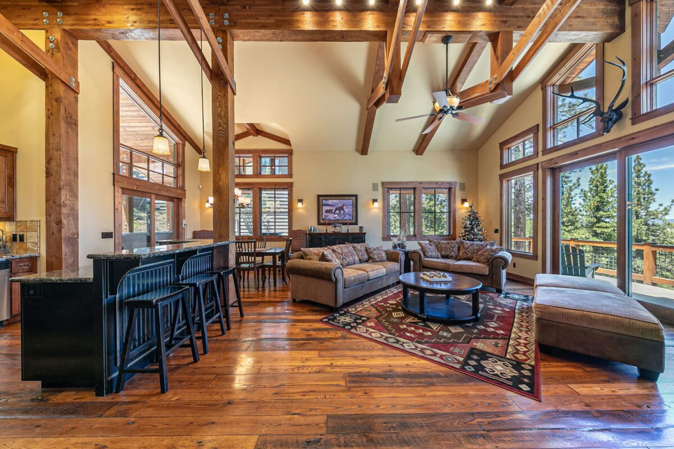 Compass Luxury in Northstar w Pool, Tennis, Gym - Photo 4