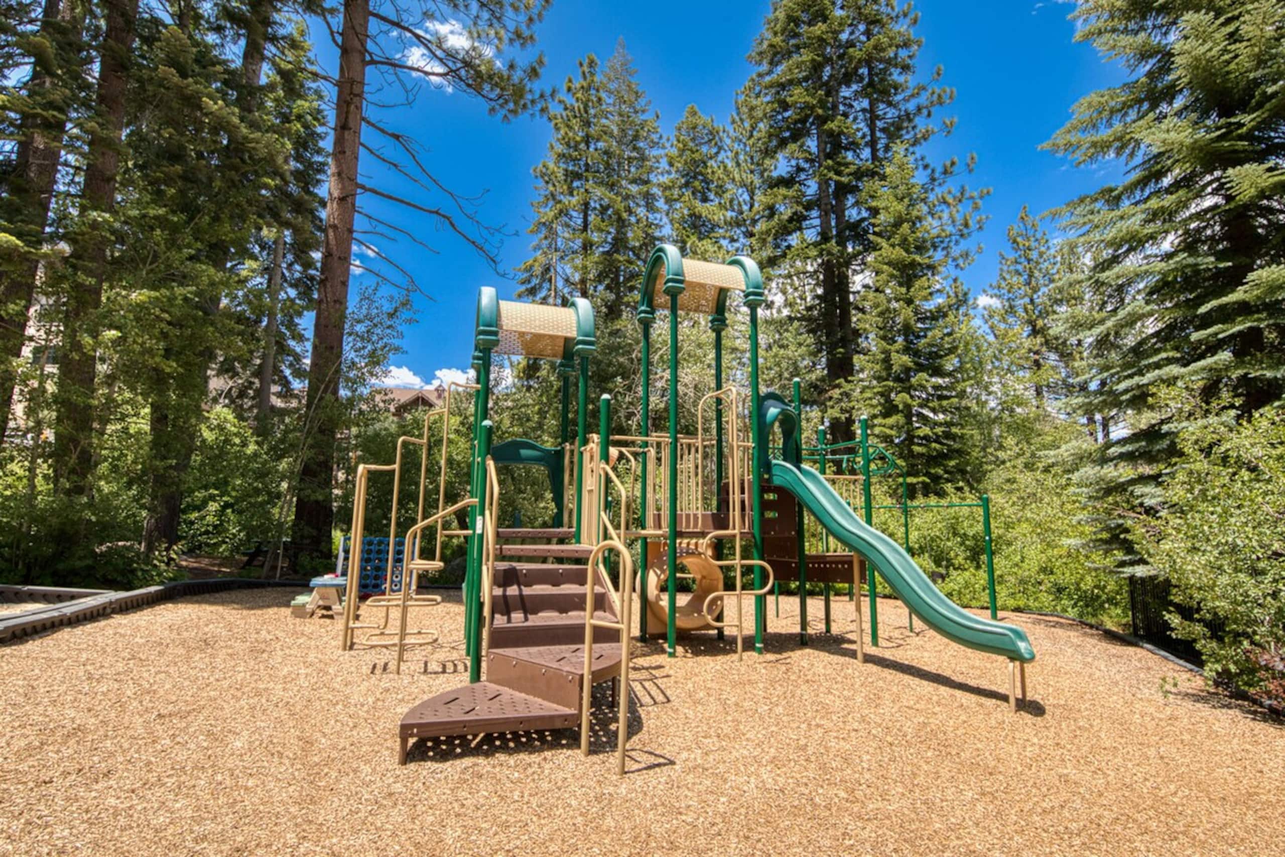 Compass Luxury in Northstar w Pool, Tennis, Gym - Photo 40