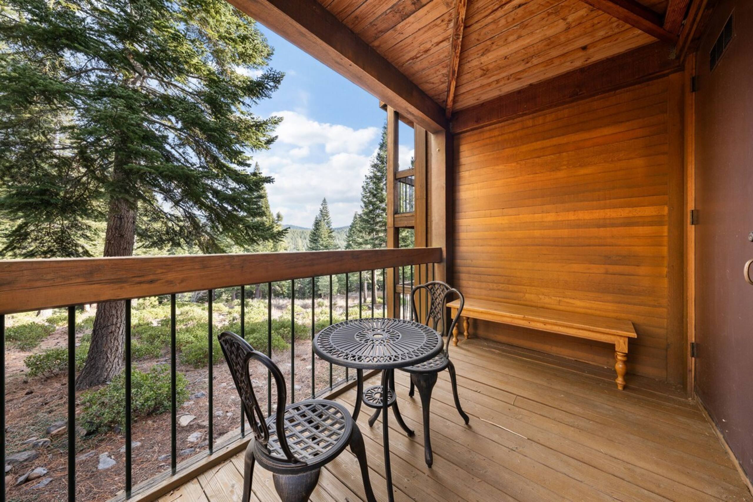 Fresh Remodeled Gold Bend Condo with HOA Access - Photo 20