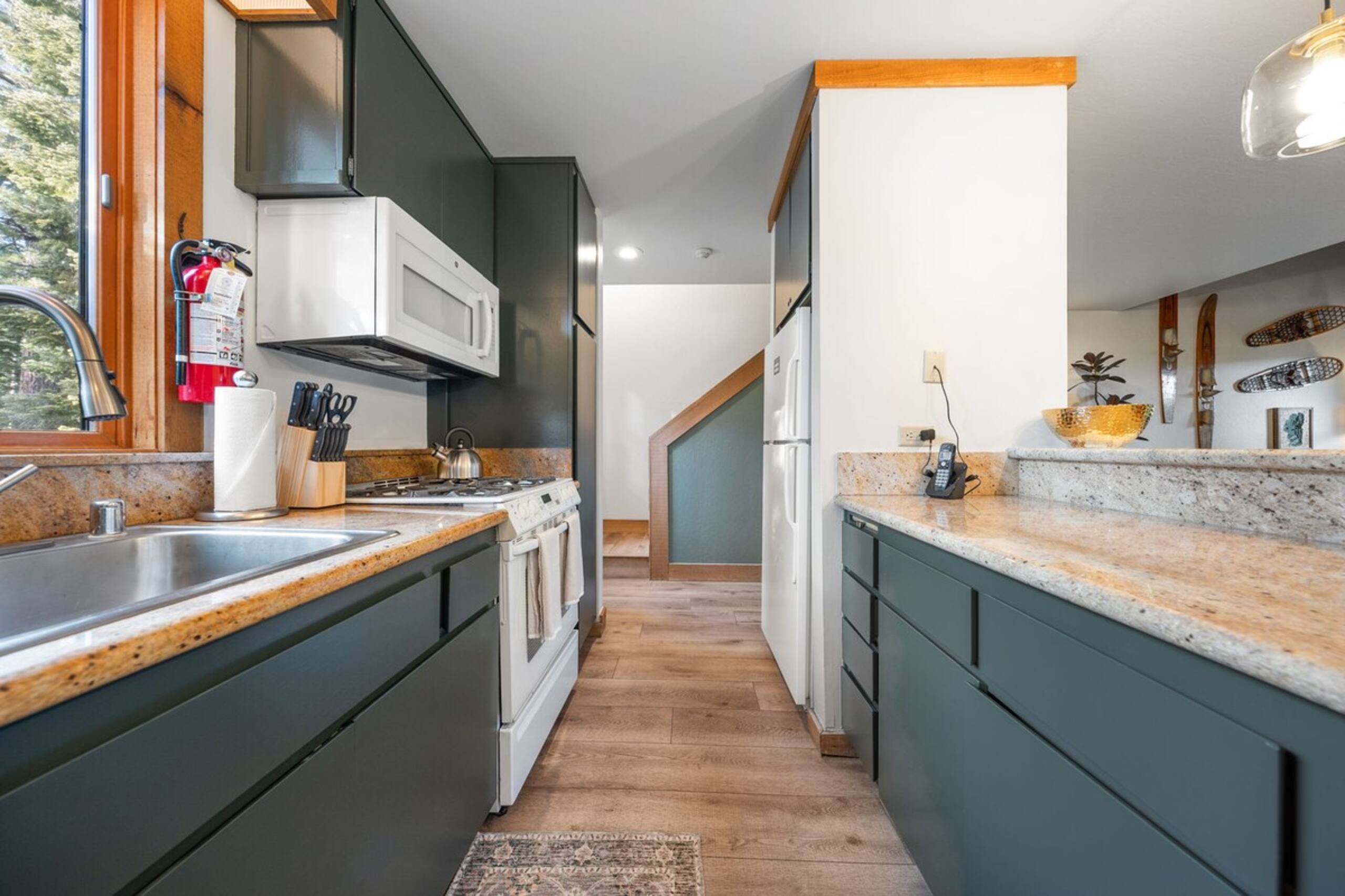 Fresh Remodeled Gold Bend Condo with HOA Access - Photo 19