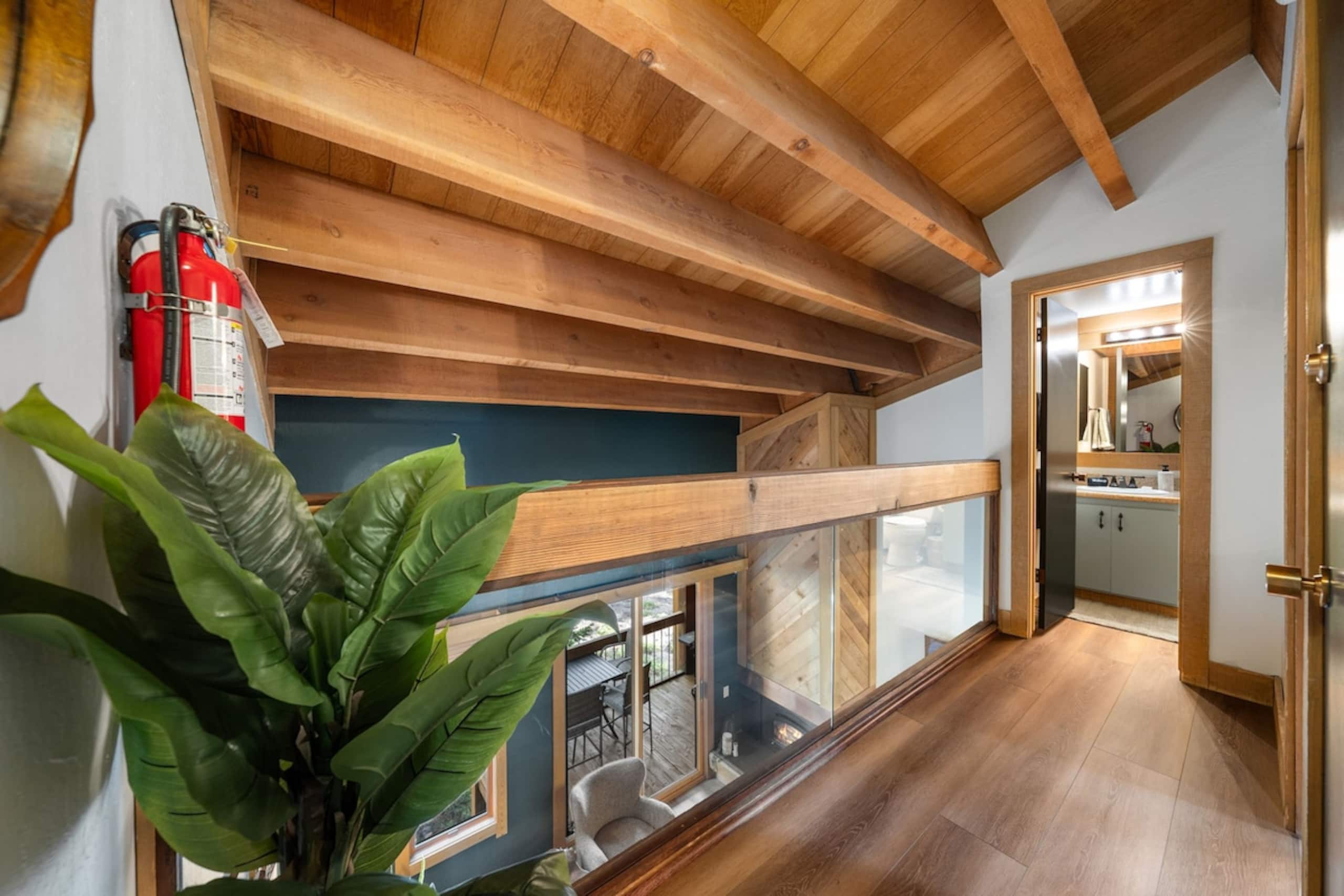 Fresh Remodeled Gold Bend Condo with HOA Access - Photo 17