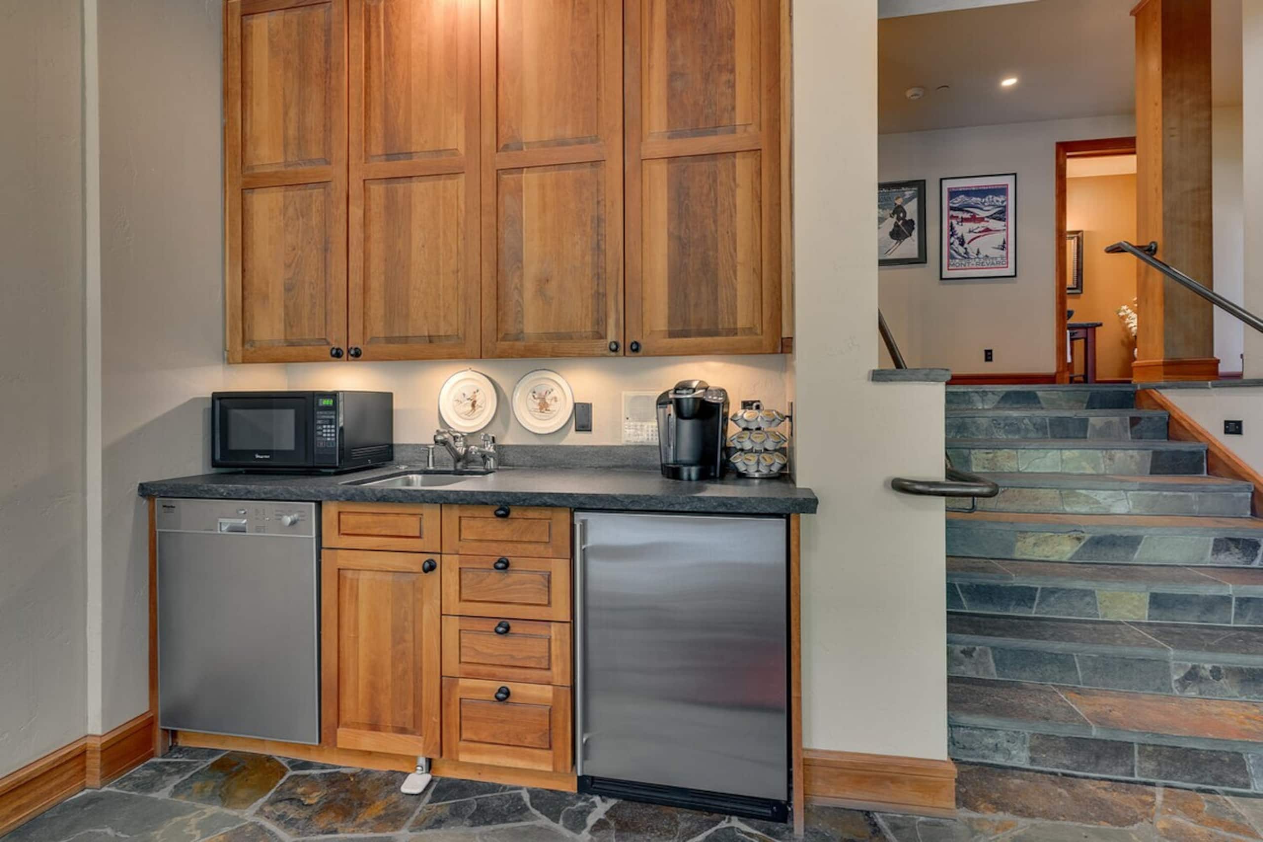 Hot Tub, Ski Shuttle, HOA Pool/Tennis (Mtn Bear) - Photo 18