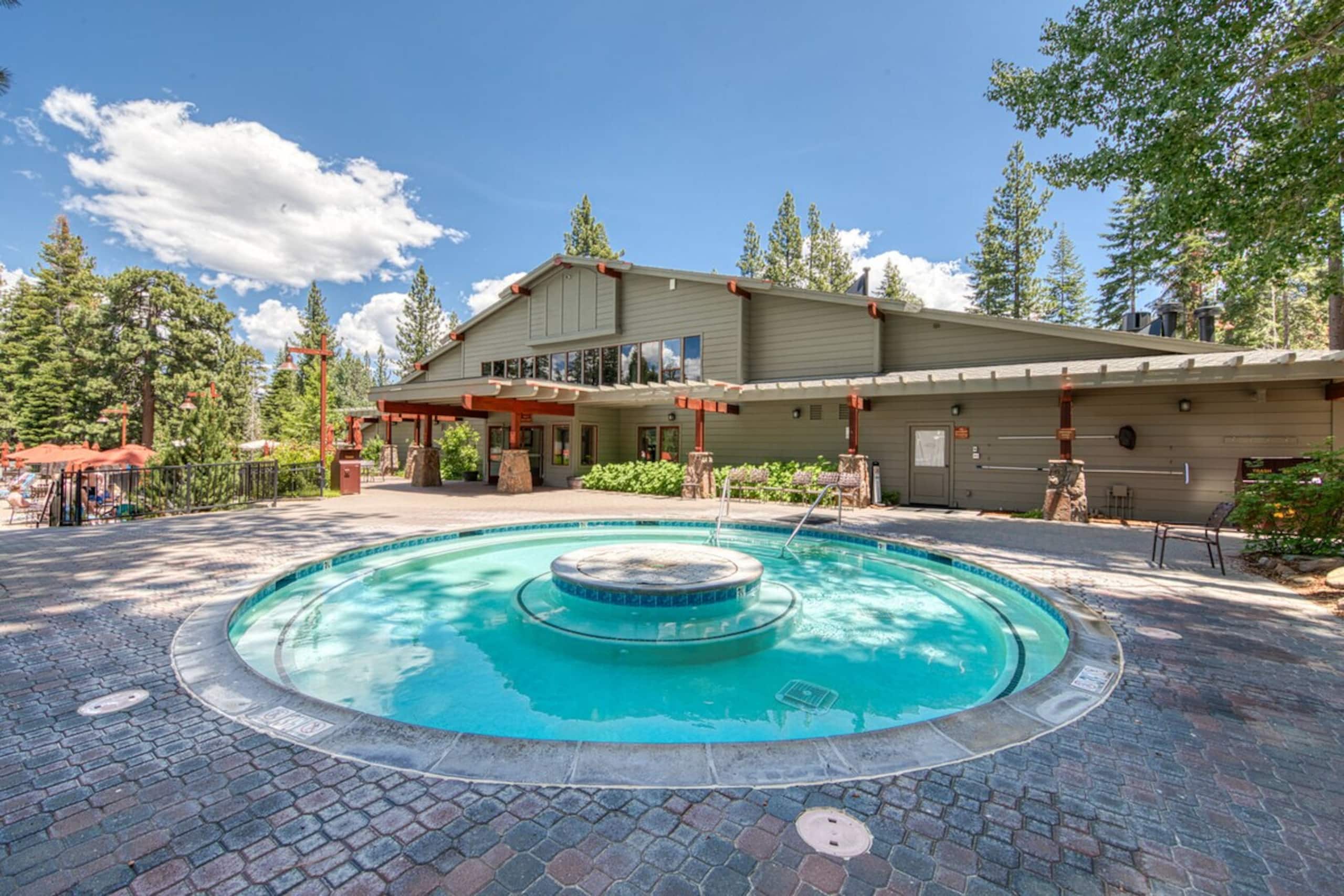 Sleeping Bear Lodge- 3BR Cabin- Sk Shuttle-Pets OK - Photo 44