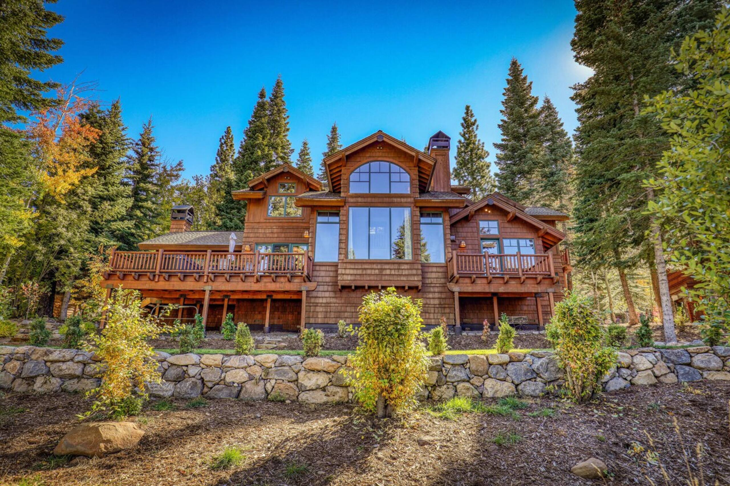 Luxury 5BR, Hot Tub, Private Ski Lift, Pool - Photo 25