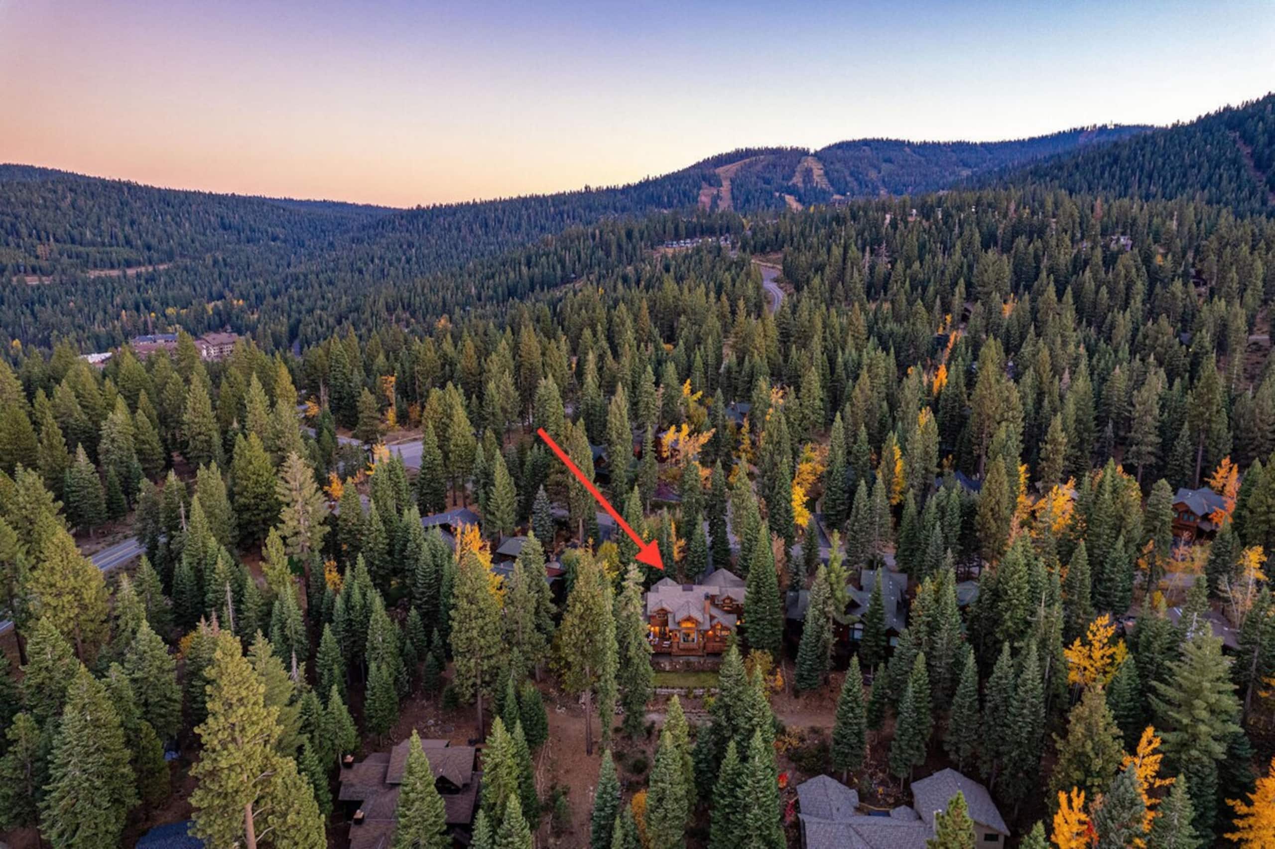 Luxury 5BR, Hot Tub, Private Ski Lift, Pool - Photo 42