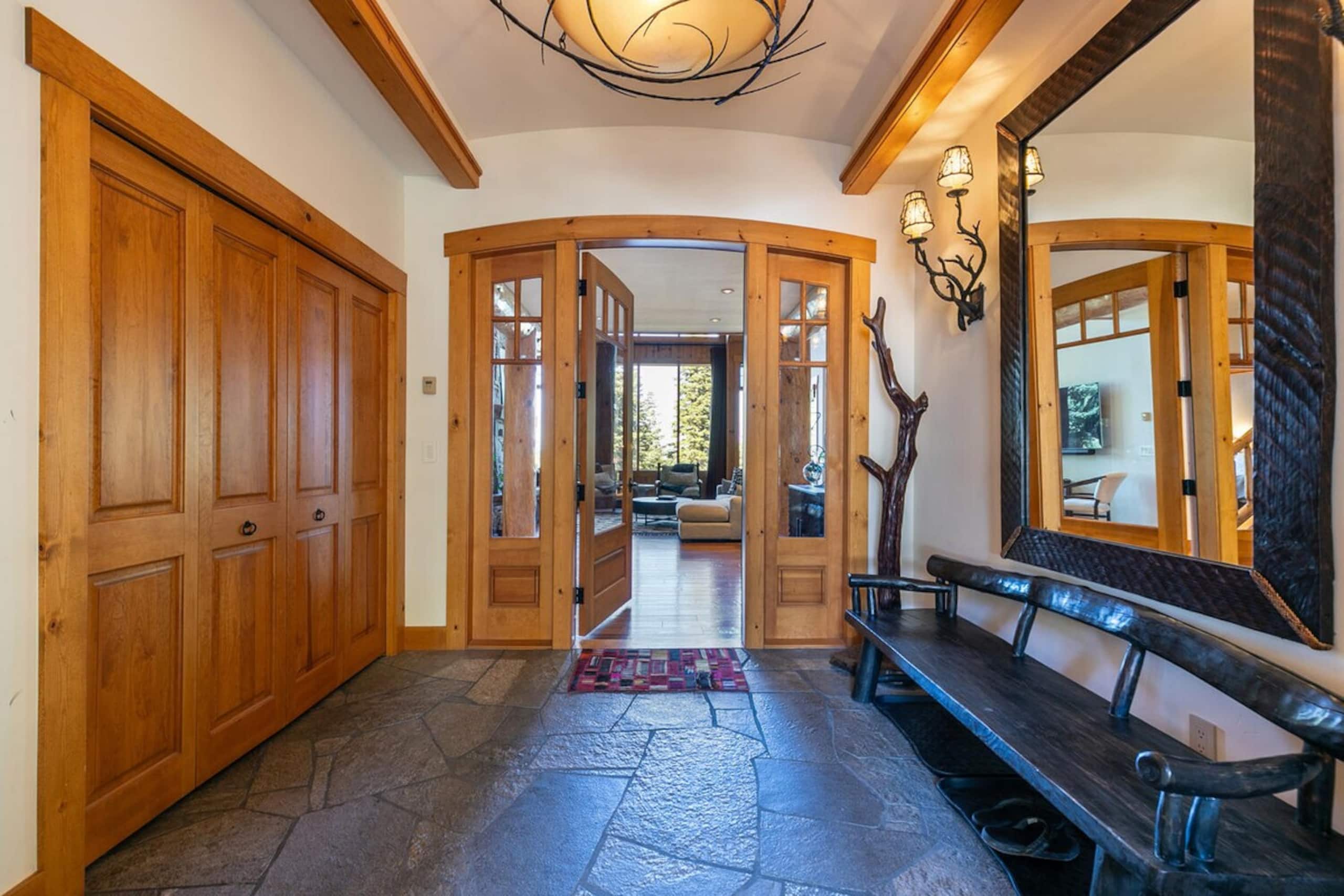 Luxury 5BR, Hot Tub, Private Ski Lift, Pool - Photo 26