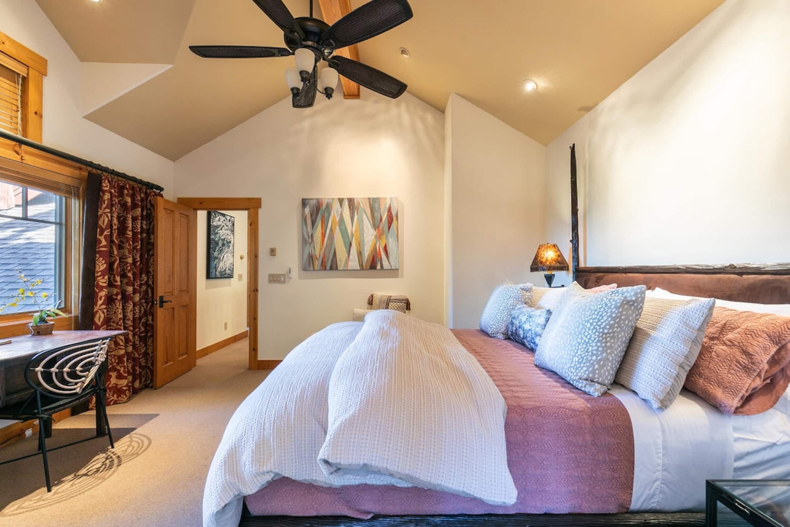 Luxury 5BR, Hot Tub, Private Ski Lift, Pool - Photo 22
