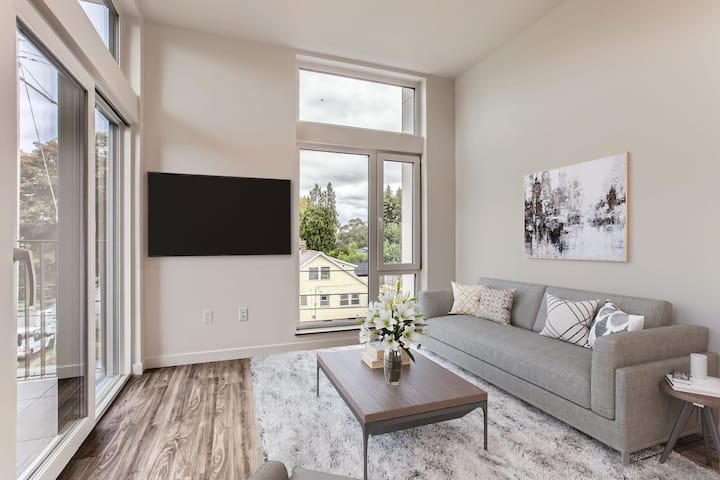 1 Bed Apt In North Portland - Views + Pet Friendly - Portland, OR
