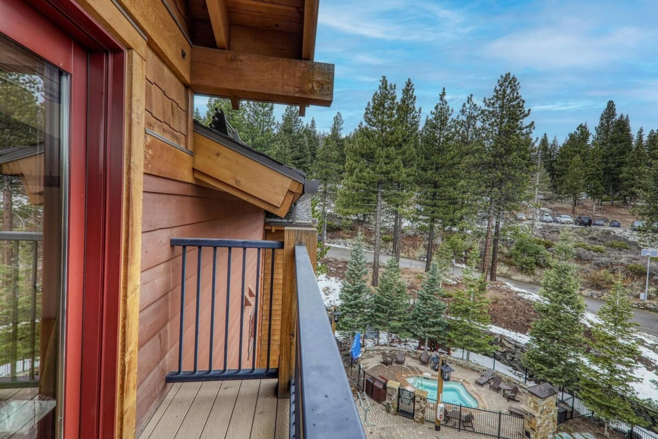 Lux 3BR Northstar S-In/Out Condo - Photo 10