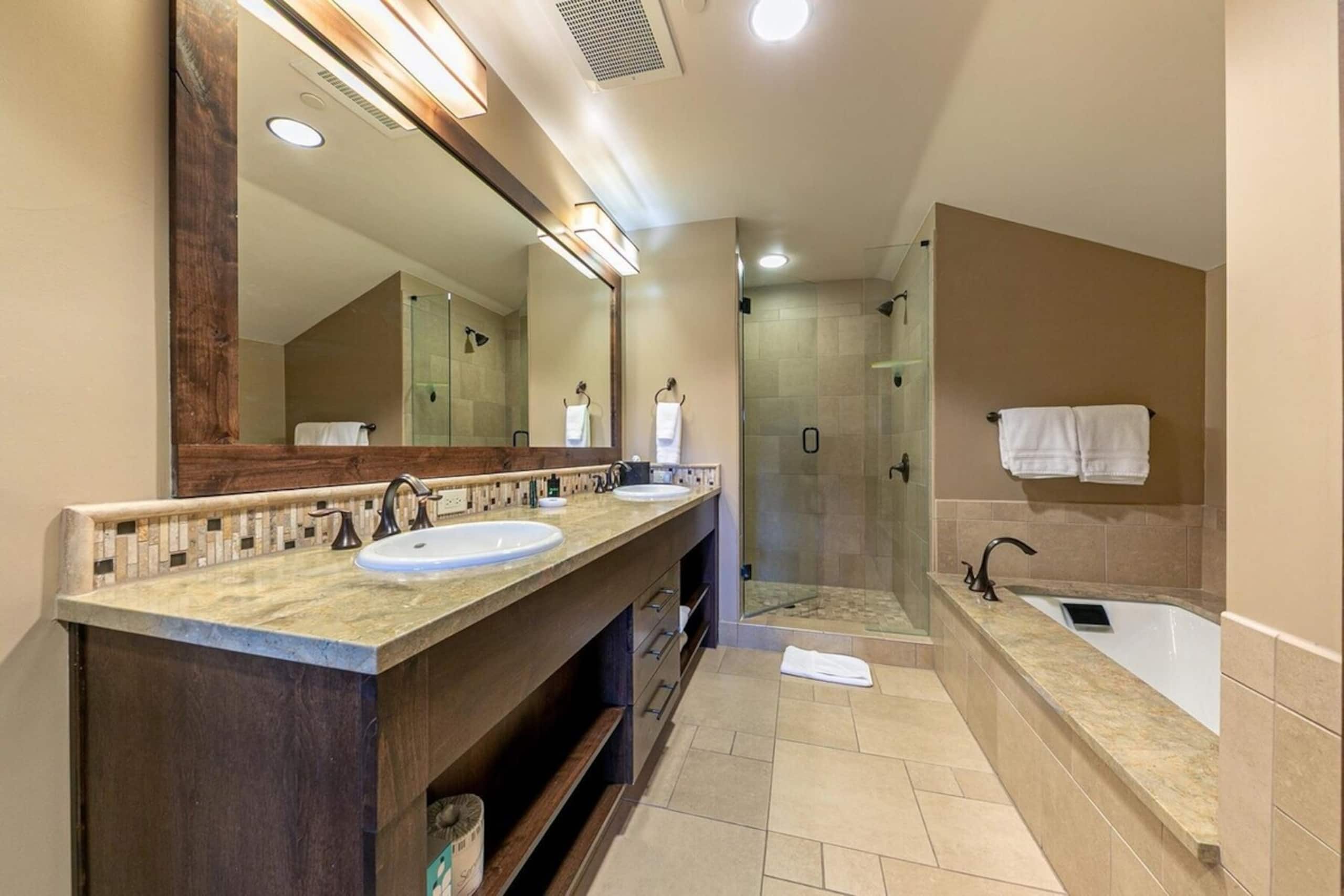 Lux 3BR Northstar S-In/Out Condo - Photo 14
