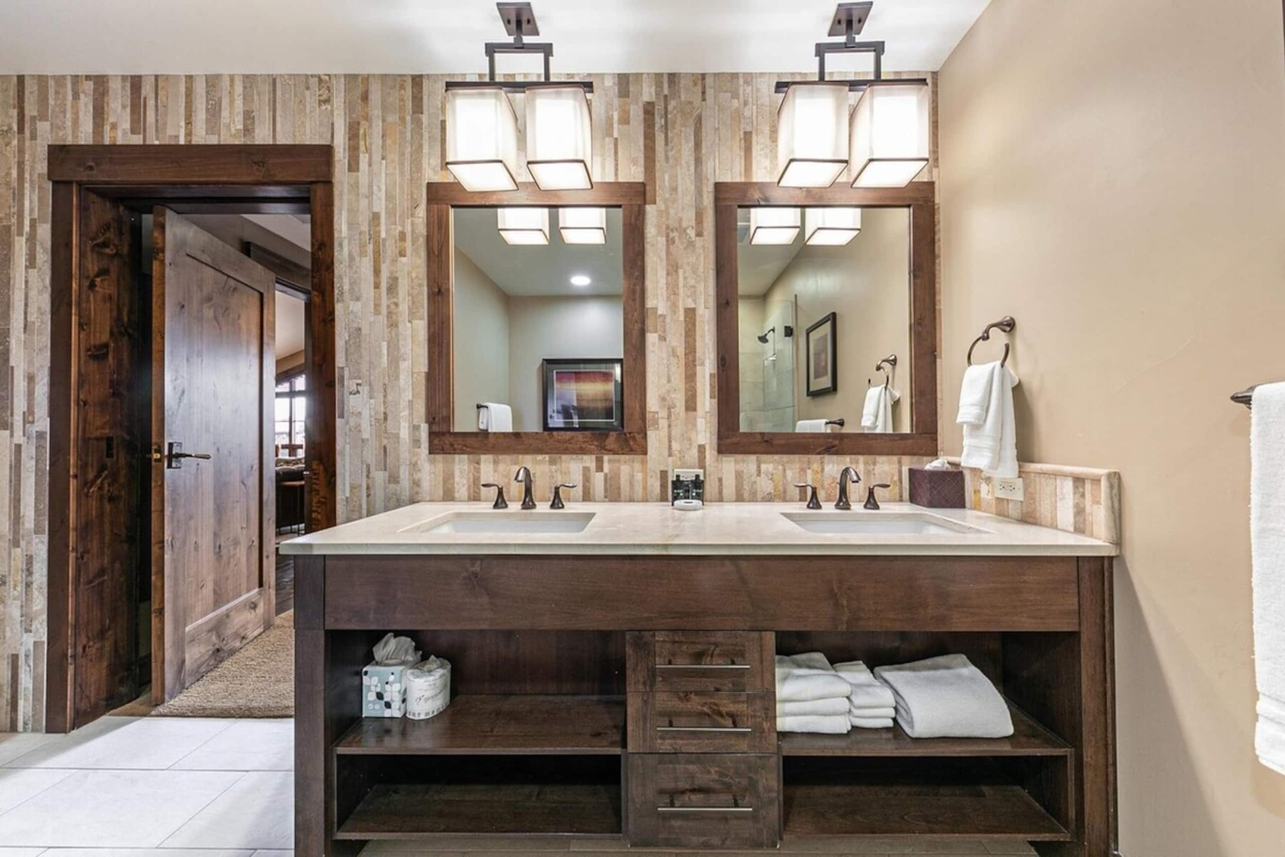Lux 3BR Northstar S-In/Out Condo - Photo 13