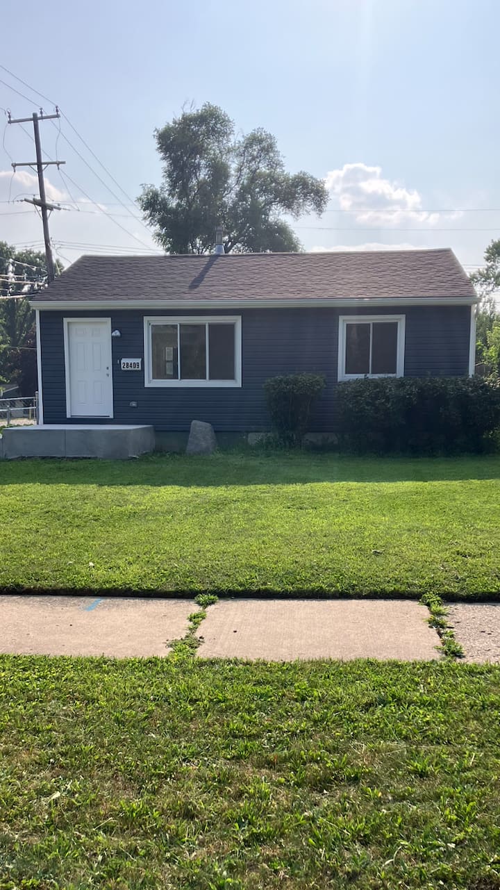 Completely Renovated Home - Southfield, MI