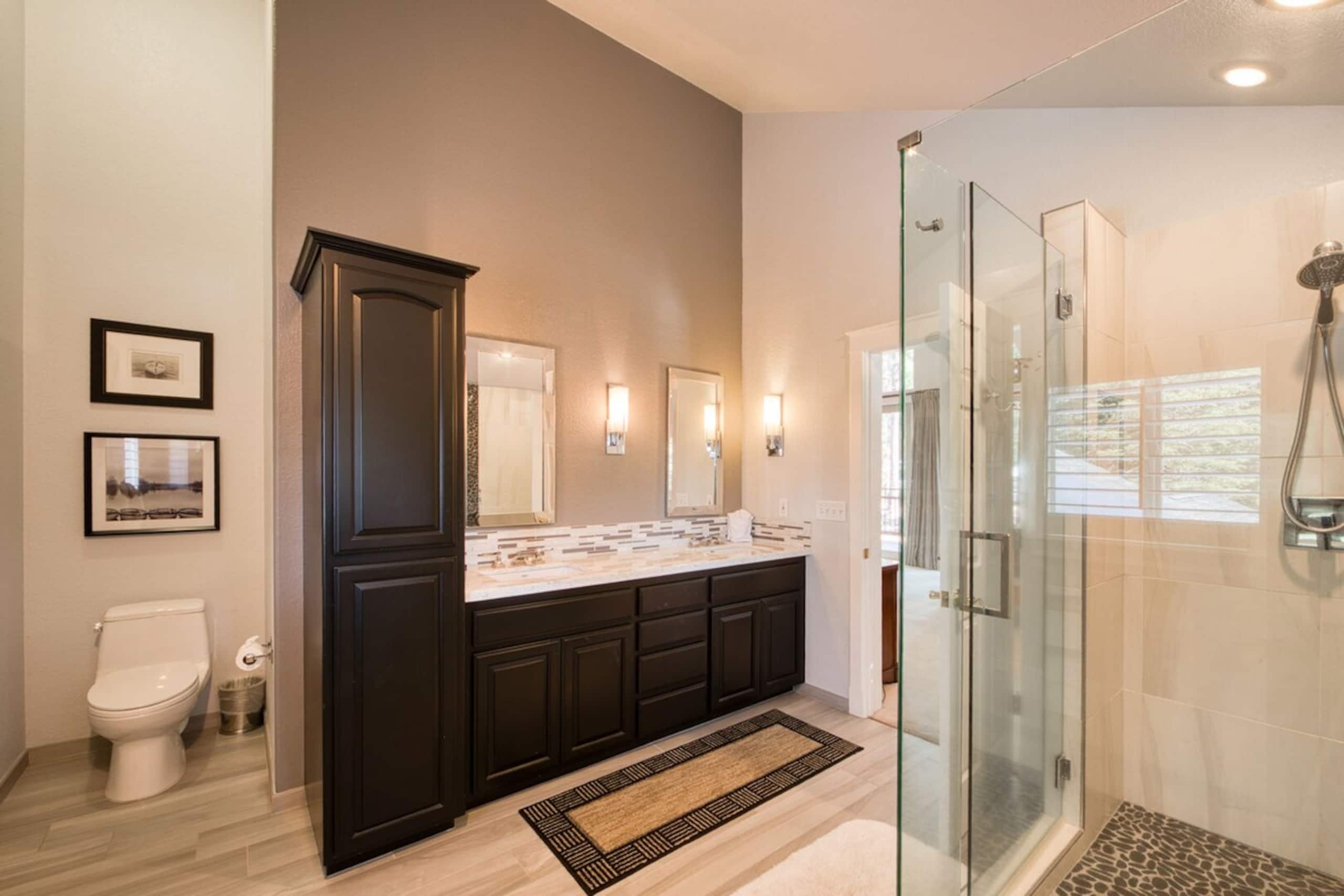 Big Springs Luxury in Northstar - 6BR, Ski Shuttle - Photo 19