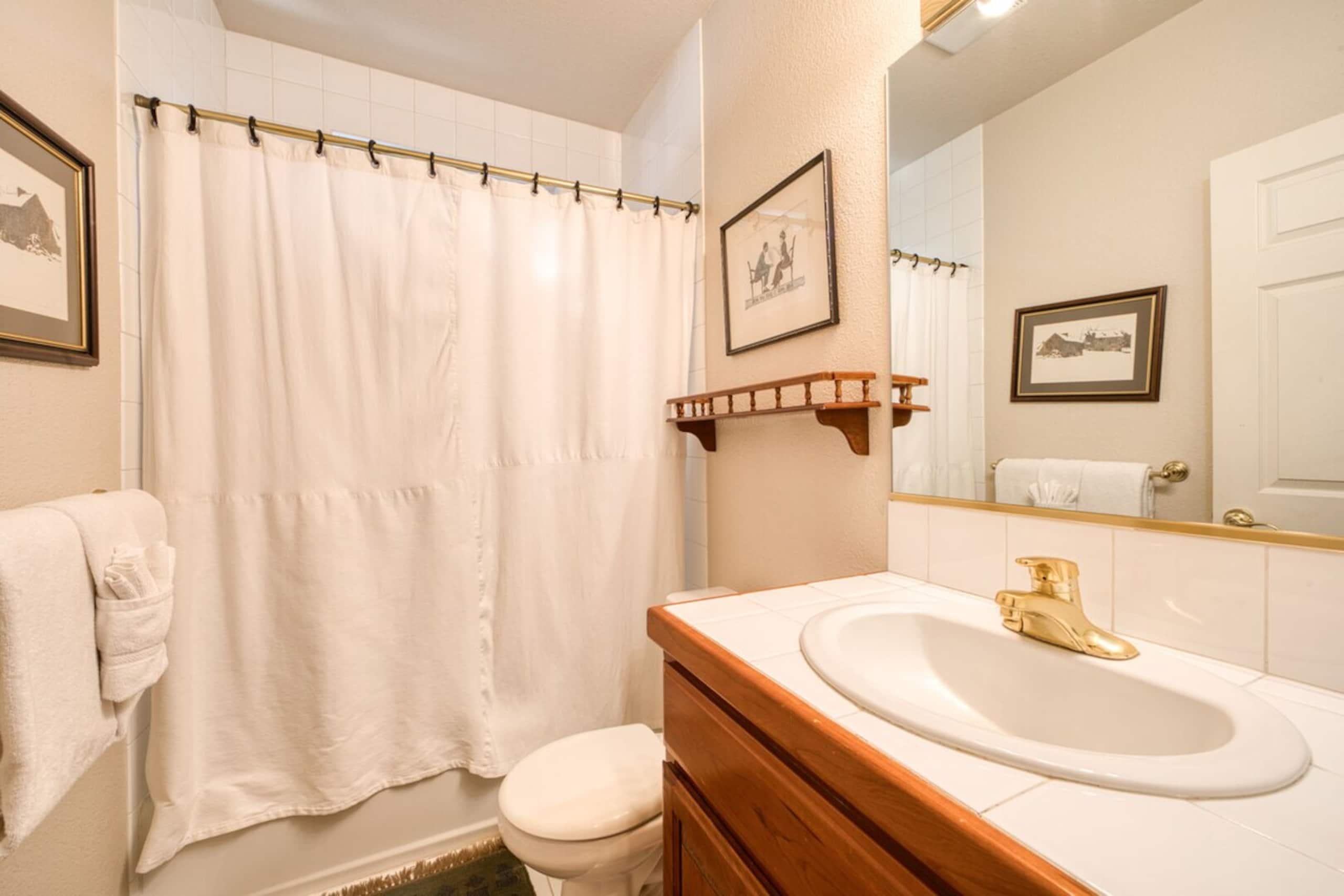 Big Springs Luxury in Northstar - 6BR, Ski Shuttle - Photo 27