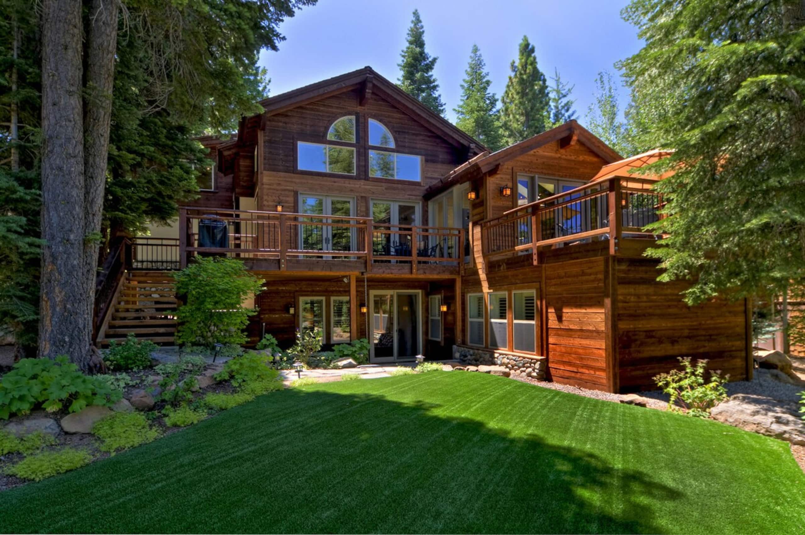 Big Springs Luxury in Northstar - 6BR, Ski Shuttle - Photo 2