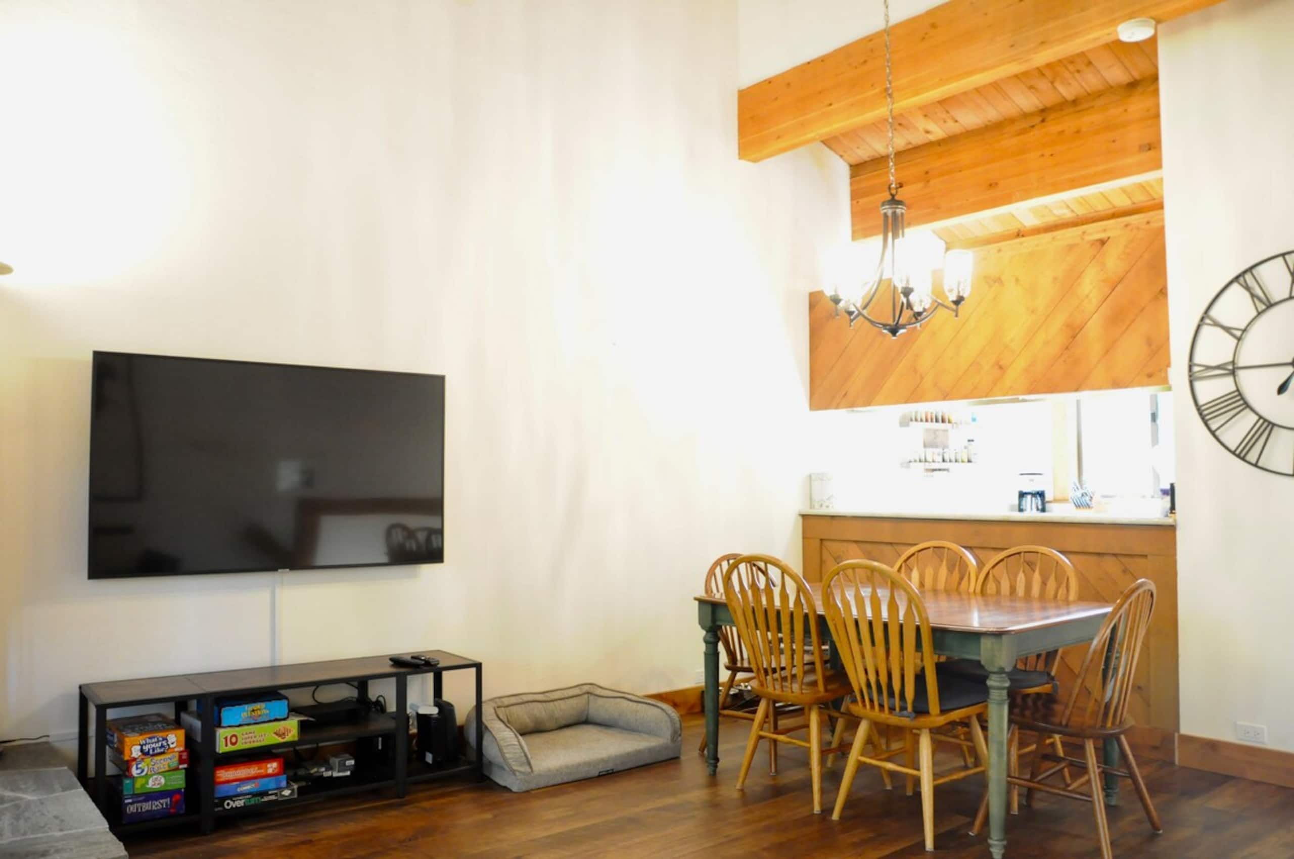 Cozy condo short walk to village, dog friendly - Photo 4
