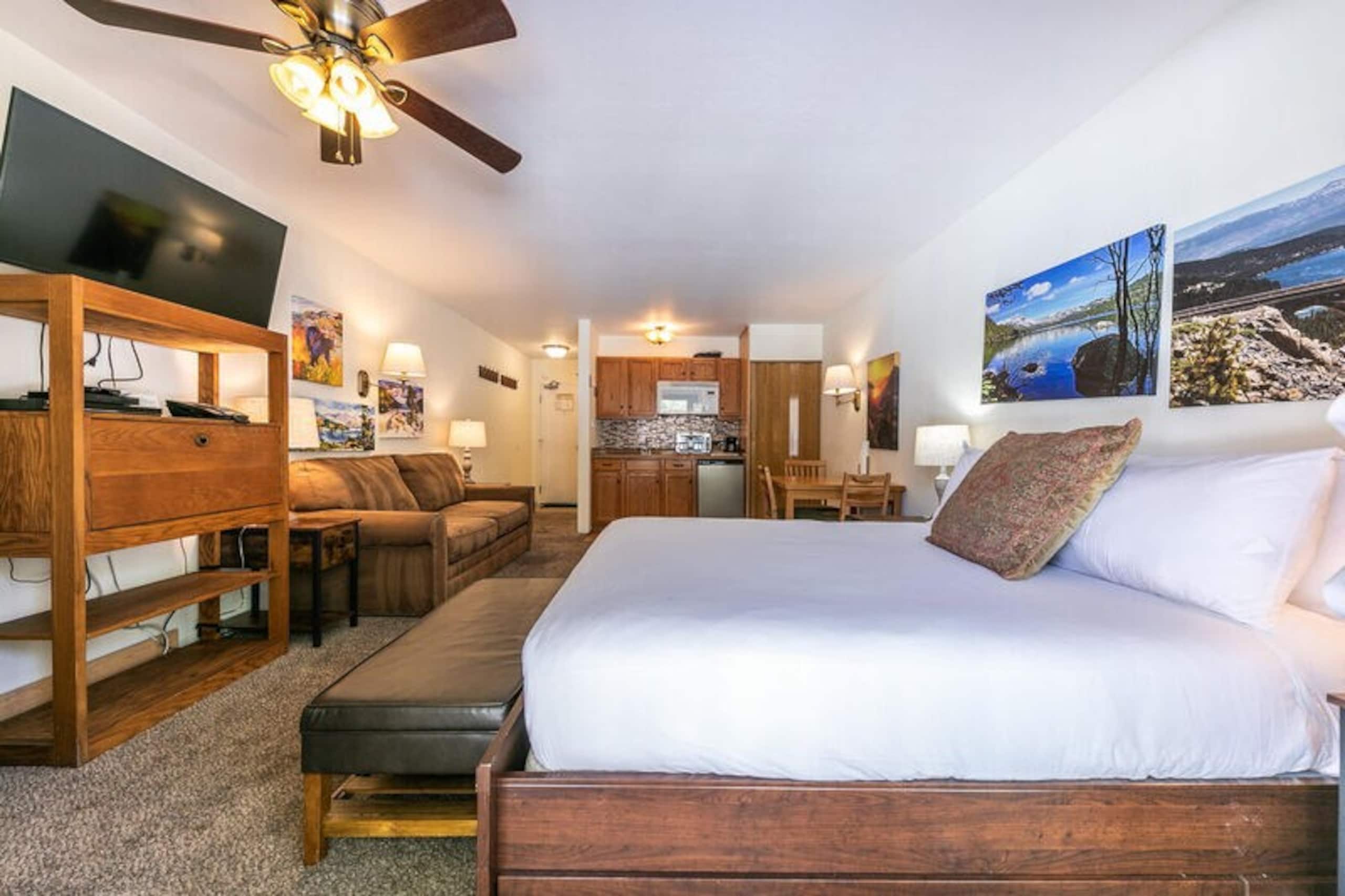 Cozy Studio w/Kitchen 212 at Donner Lake Village - Photo 6