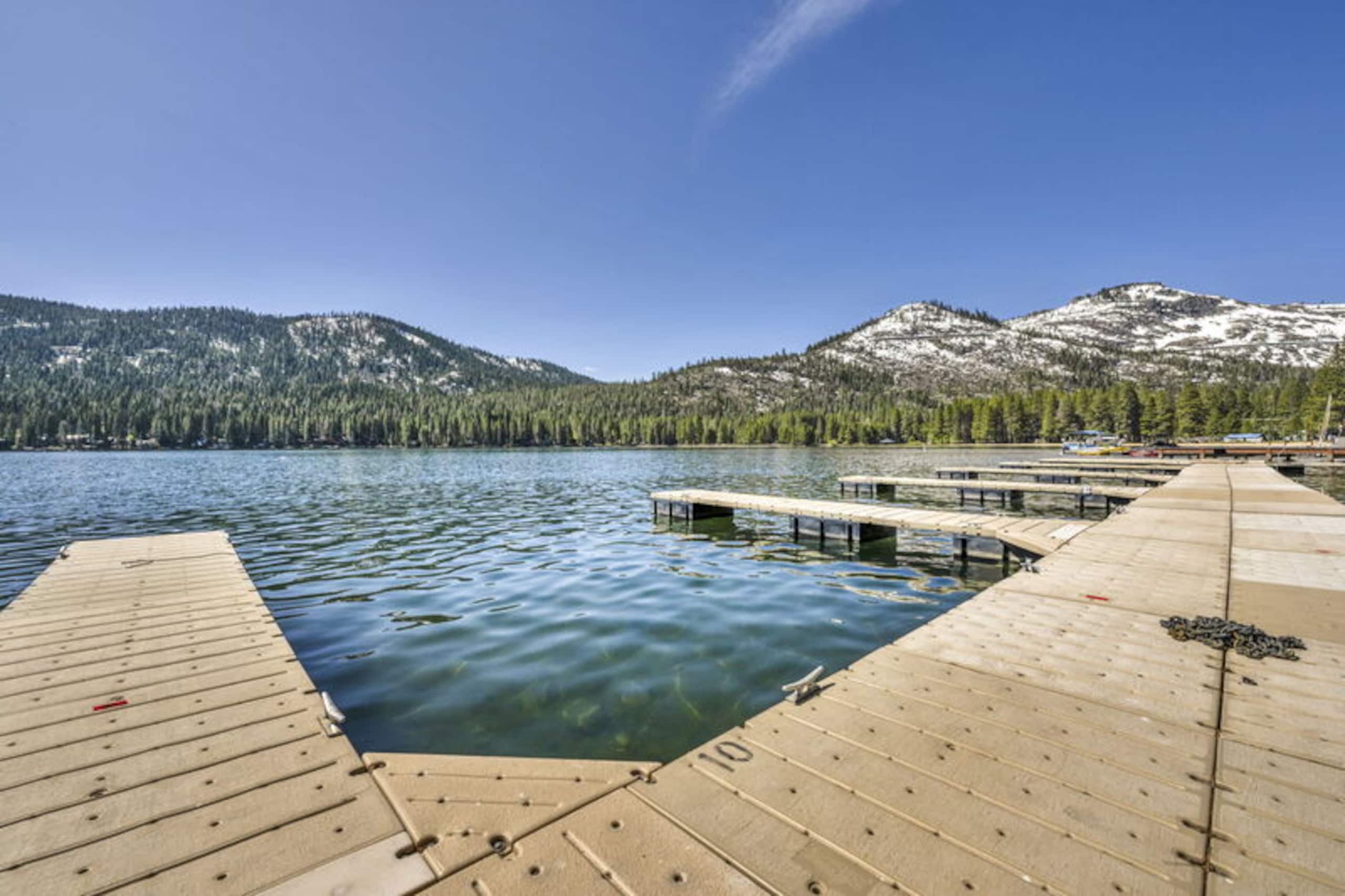 Cozy Studio w/Kitchen 212 at Donner Lake Village - Photo 10