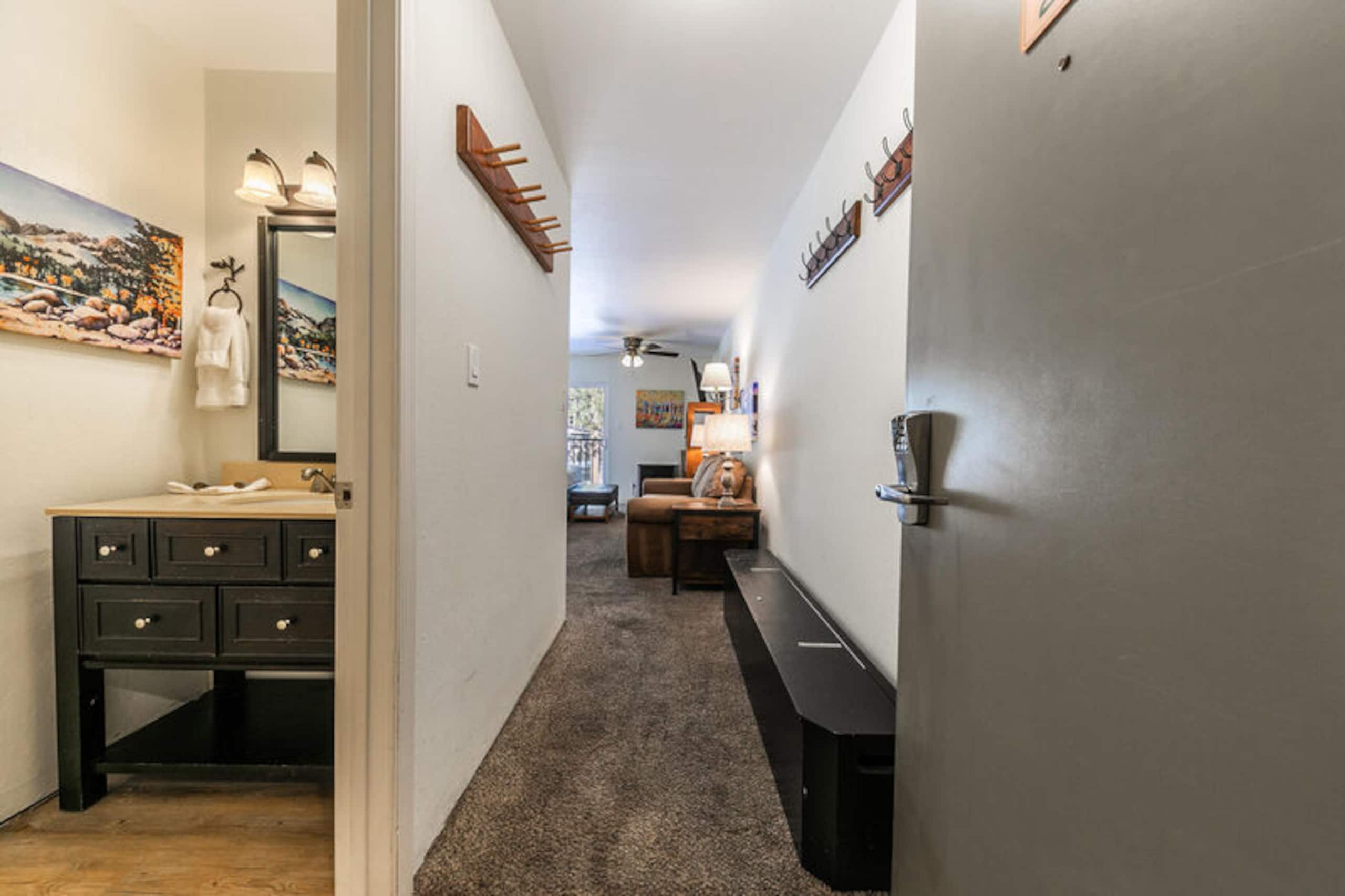 Cozy Studio w/Kitchen 212 at Donner Lake Village - Photo 9
