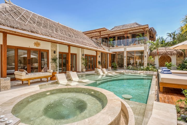 Villa Provence, New 8bdr, Jacuzzi, Cinema, Luxury - Australia