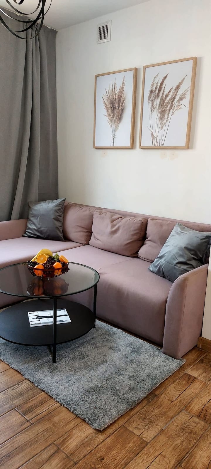 Lumina I Family 4-room Apart Near Metro & Center - Warsaw