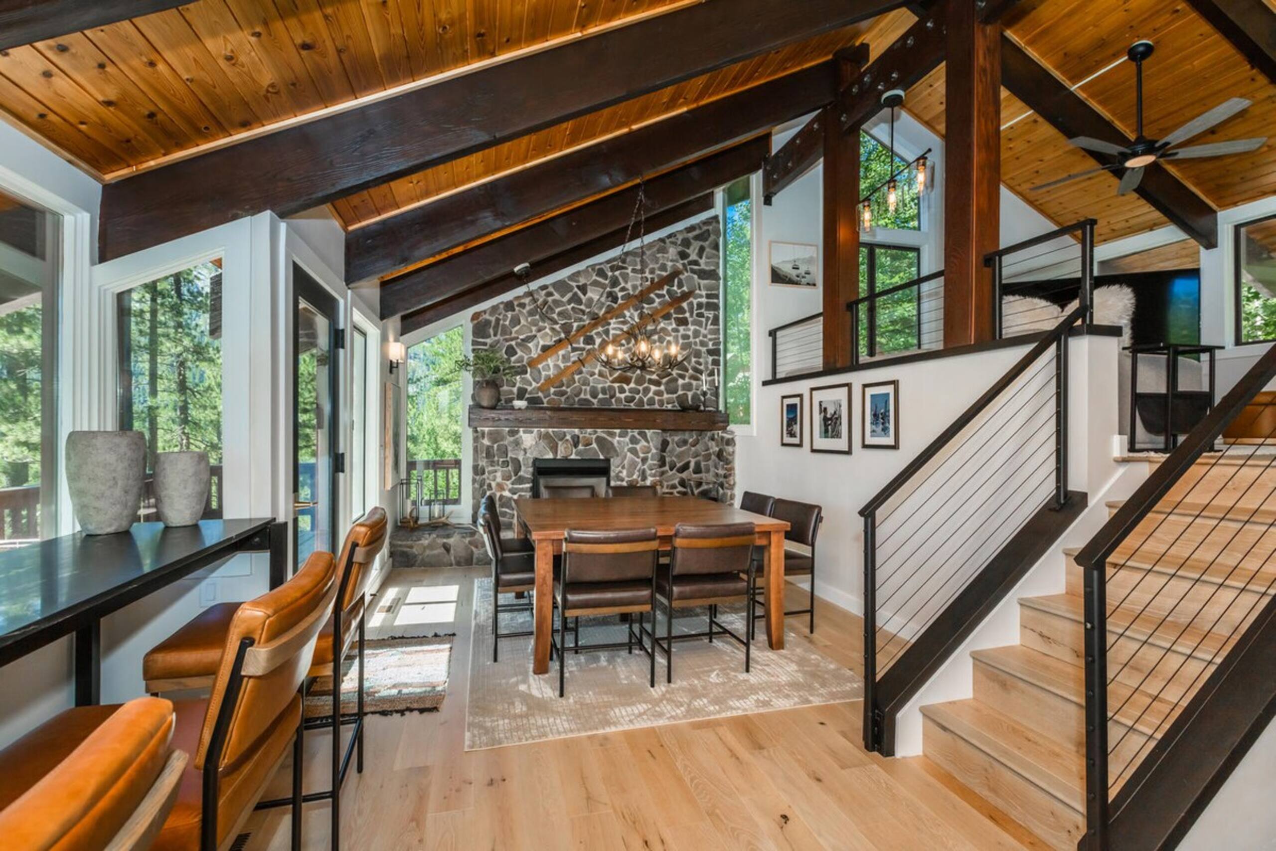 Palisades Retreat w/ Spa-close to Village+Lake - Photo 15