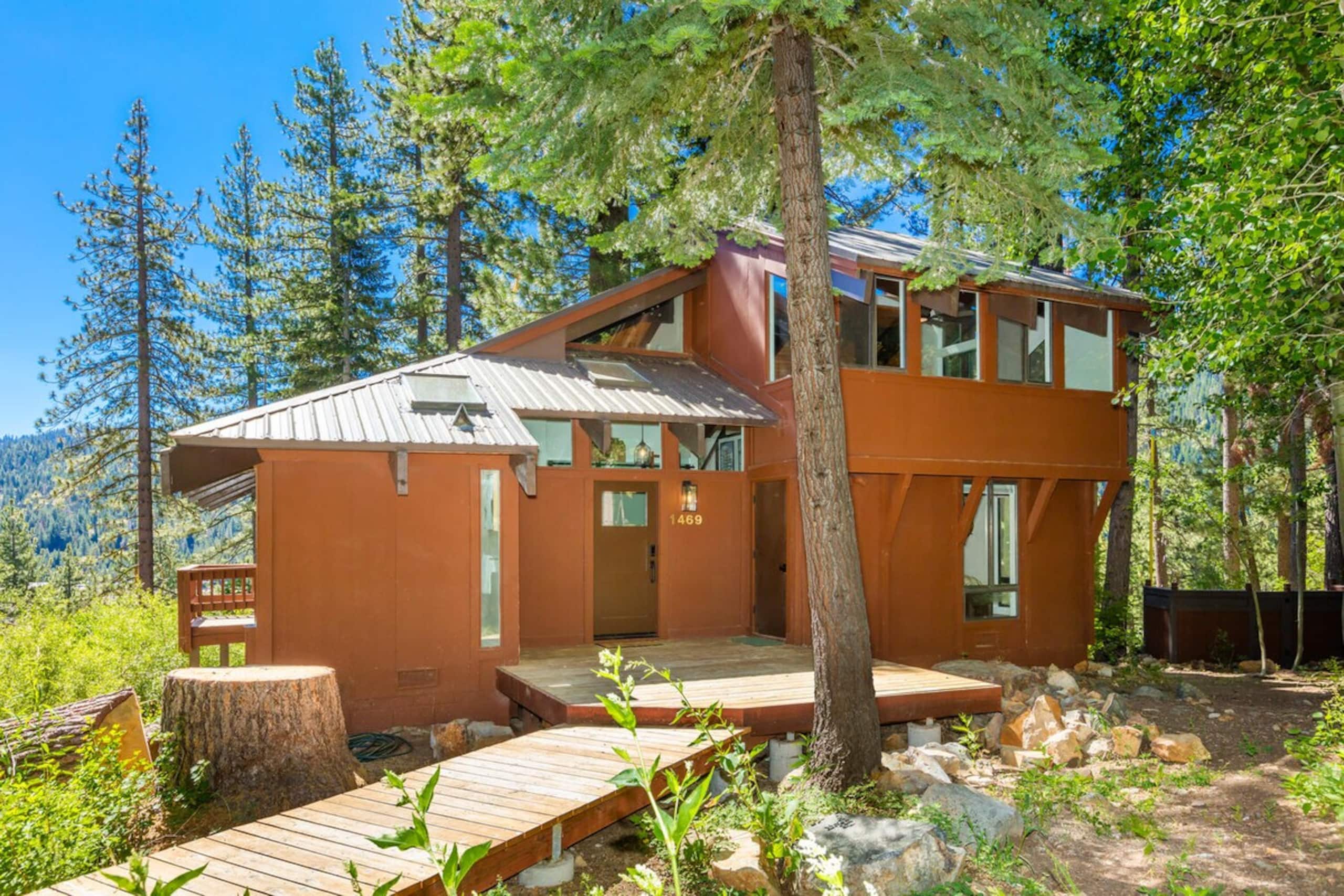 Palisades Retreat w/ Spa-close to Village+Lake - Photo 25