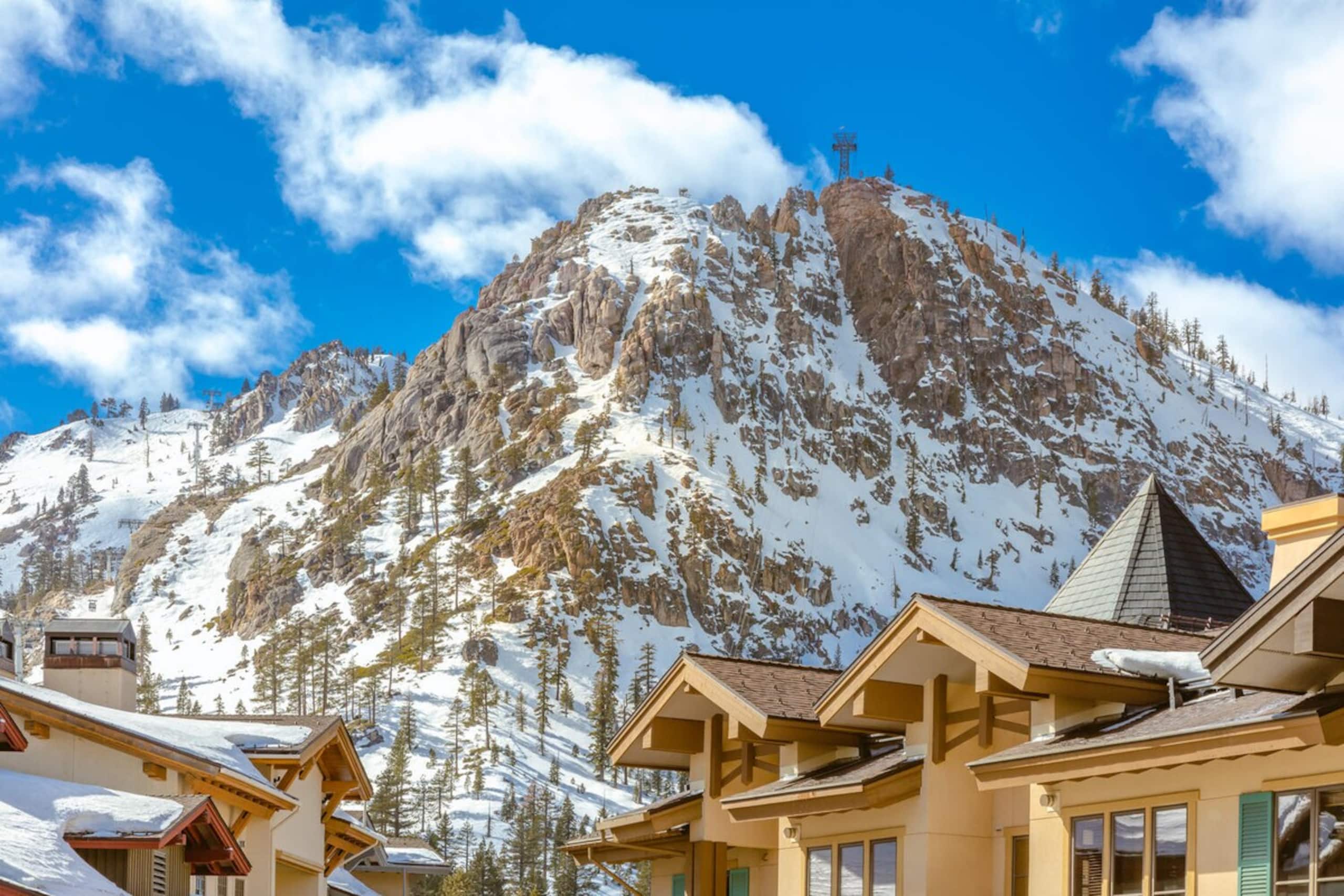 Palisades Retreat w/ Spa-close to Village+Lake - Photo 40
